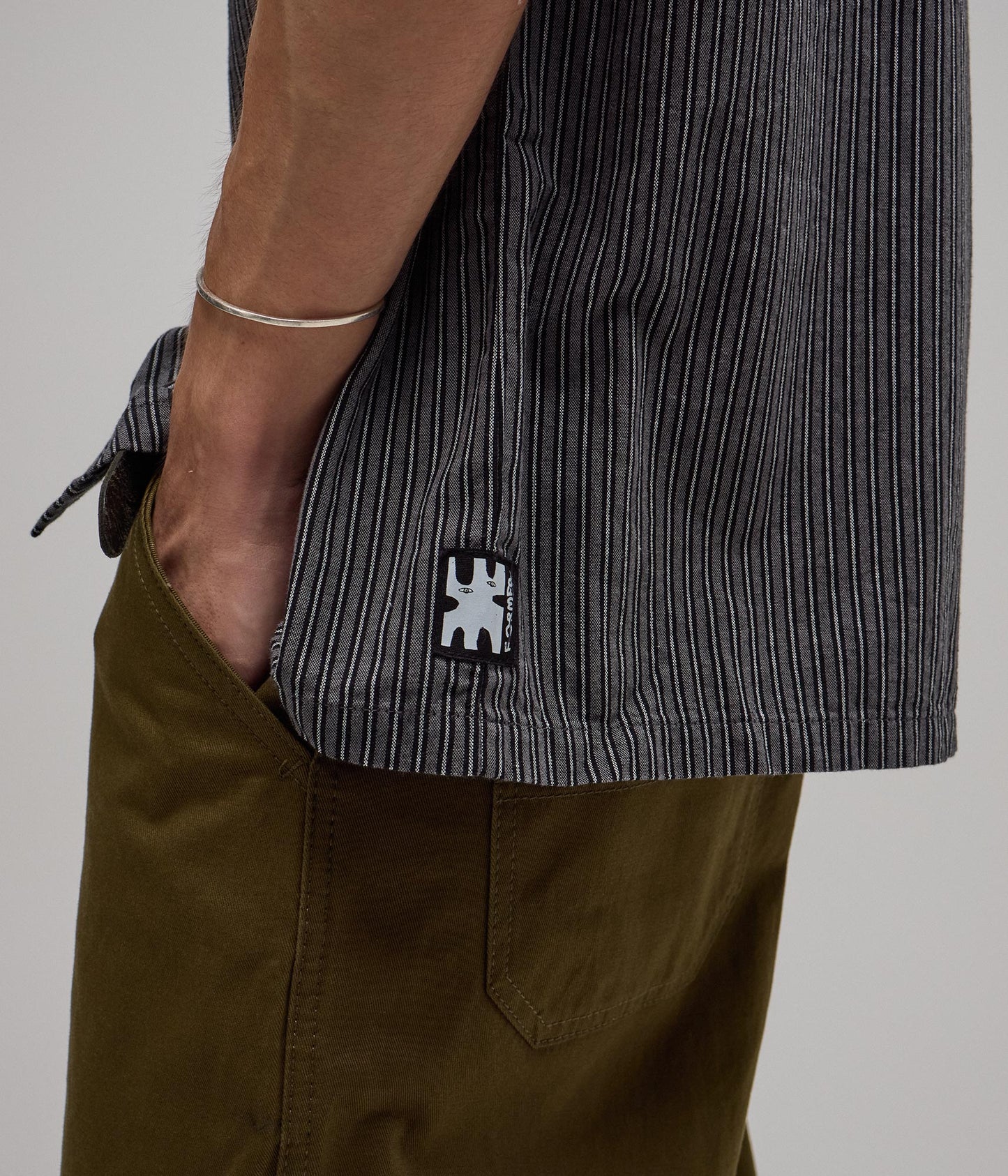 REYNOLDS STRIPE SS SHIRT // WORN BLACK