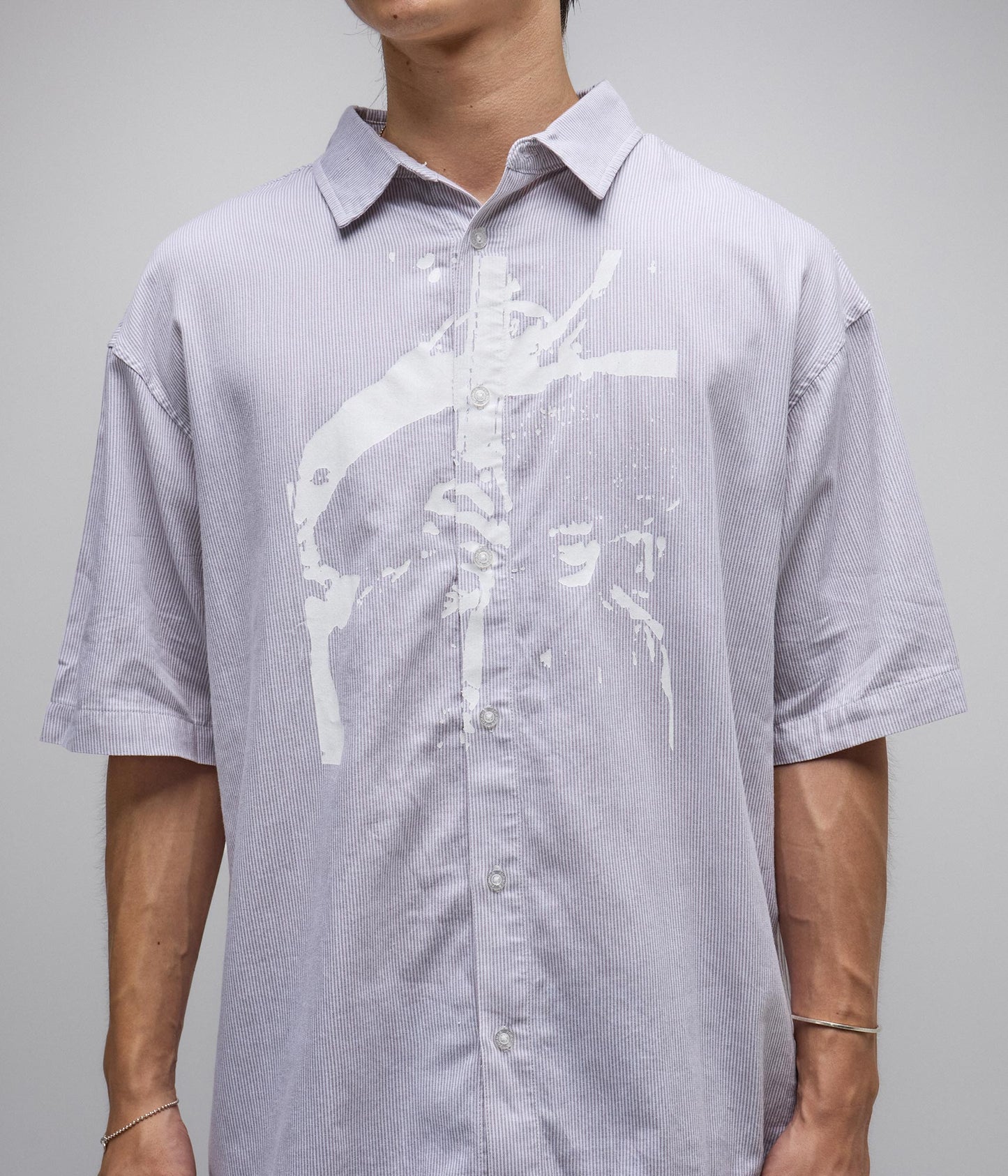 VIVIAN BOXY STRIPE SS SHIRT // GREY
