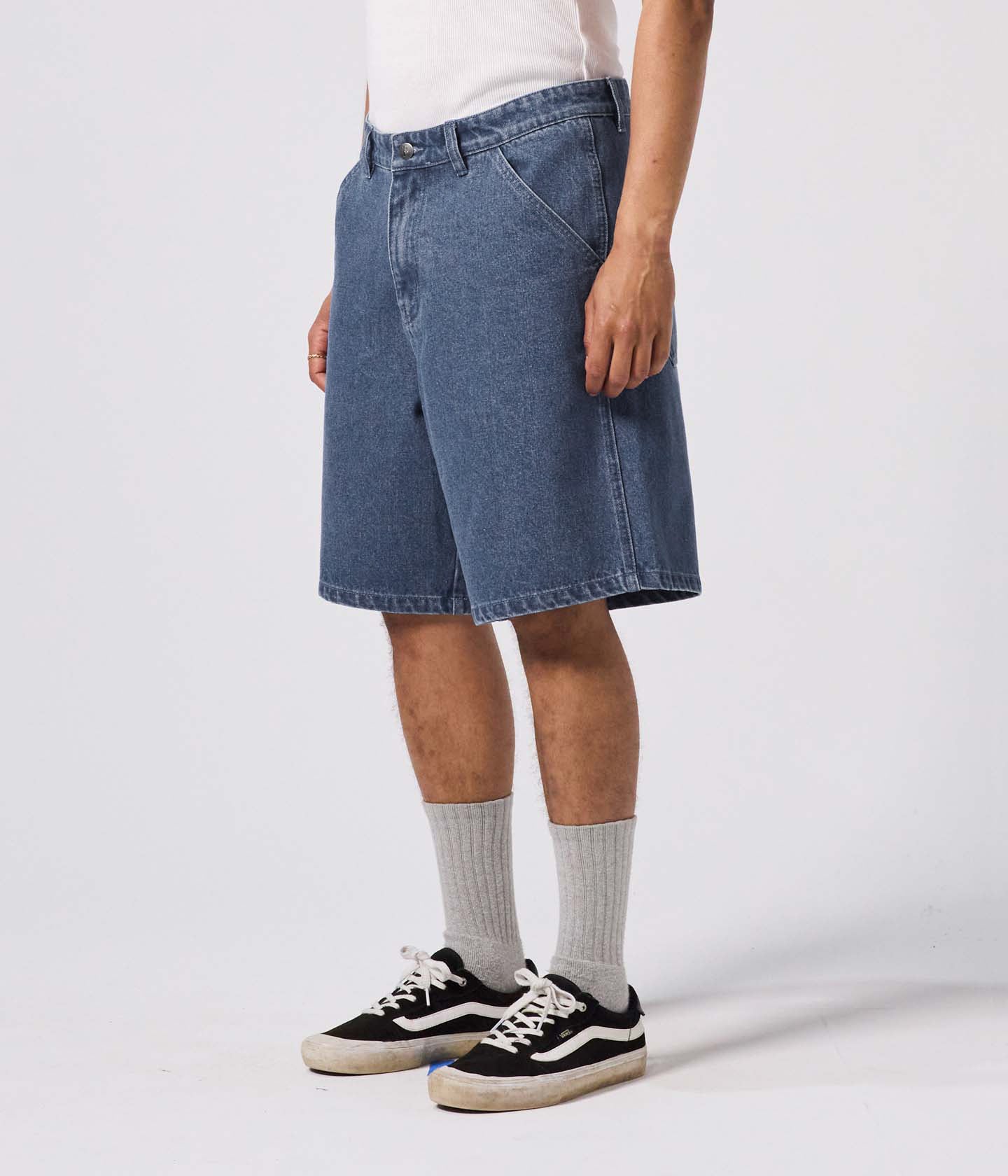 REYNOLDS 21' DENIM WALKSHORT // WORN BLUE