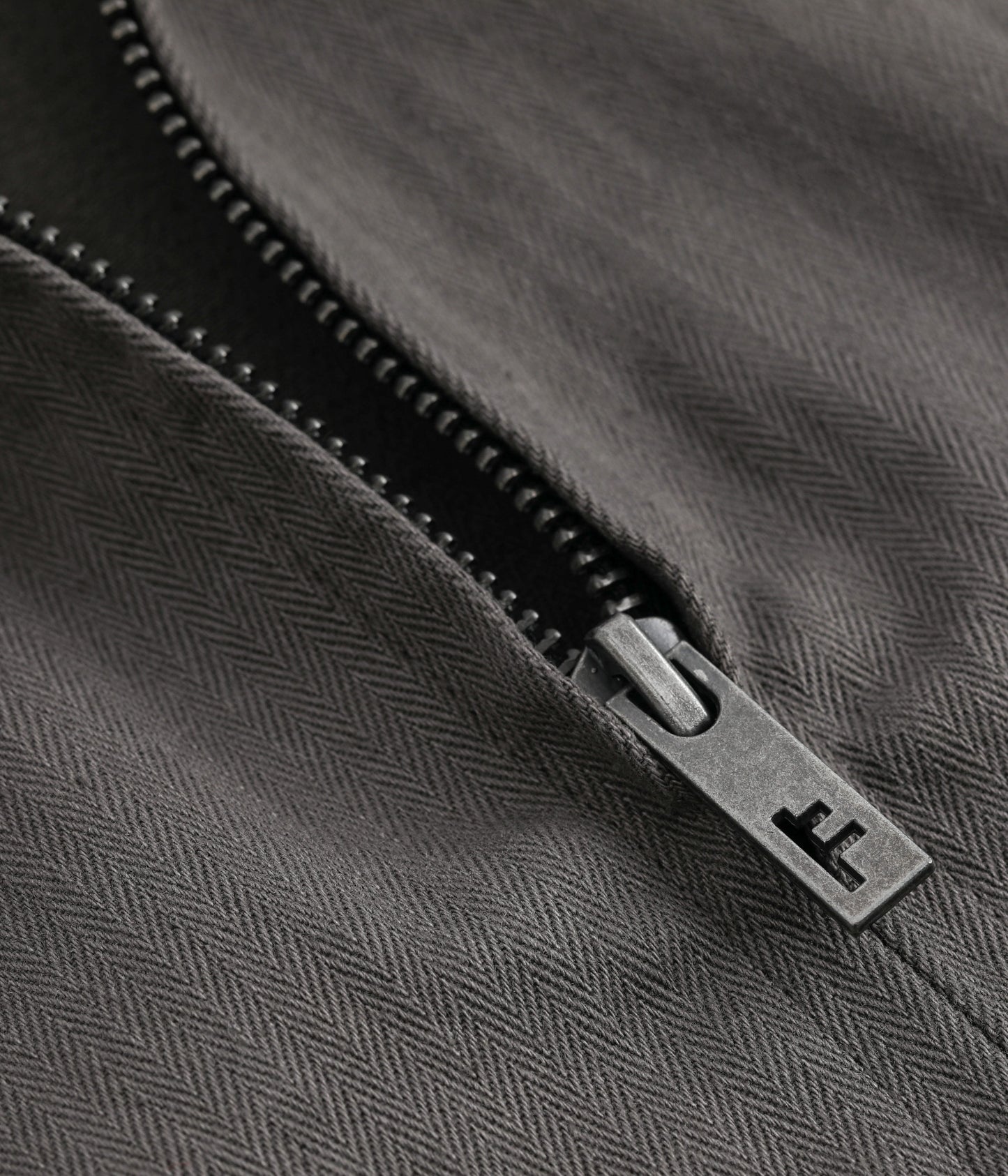 DISTEND JACKET // GREY