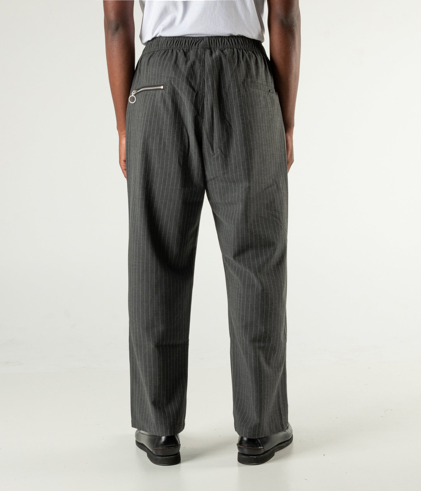 PRAYER PANT // GREY PIN