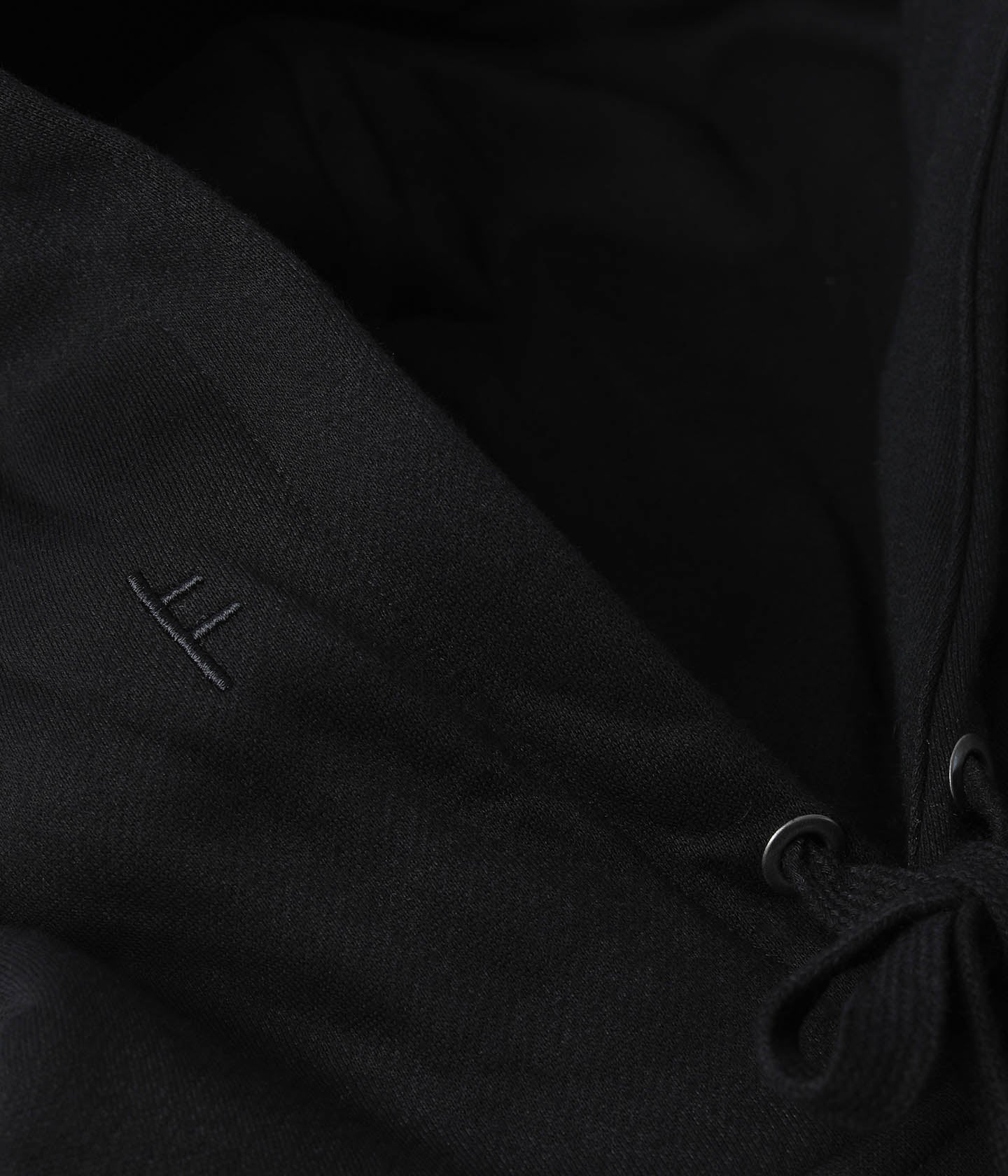 ARRAY HOOD // BLACK