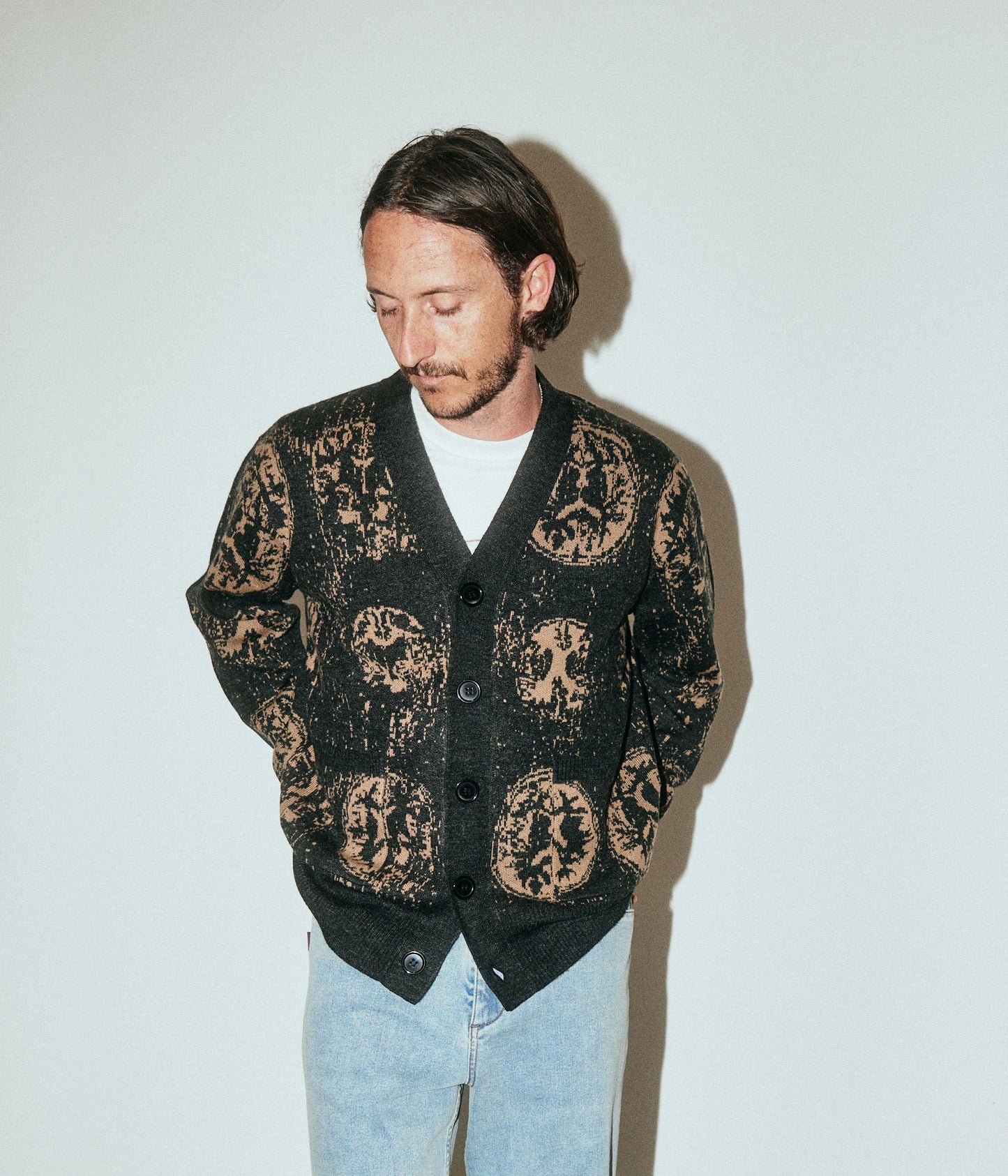 CA BRAINSCAN CARDIGAN // BLACK MUSHROOM