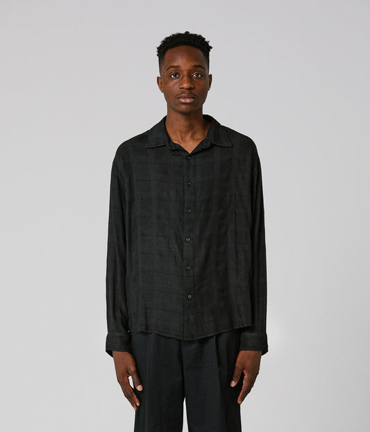 VIVIAN CRUX BLUR LS SHIRT // BLACK