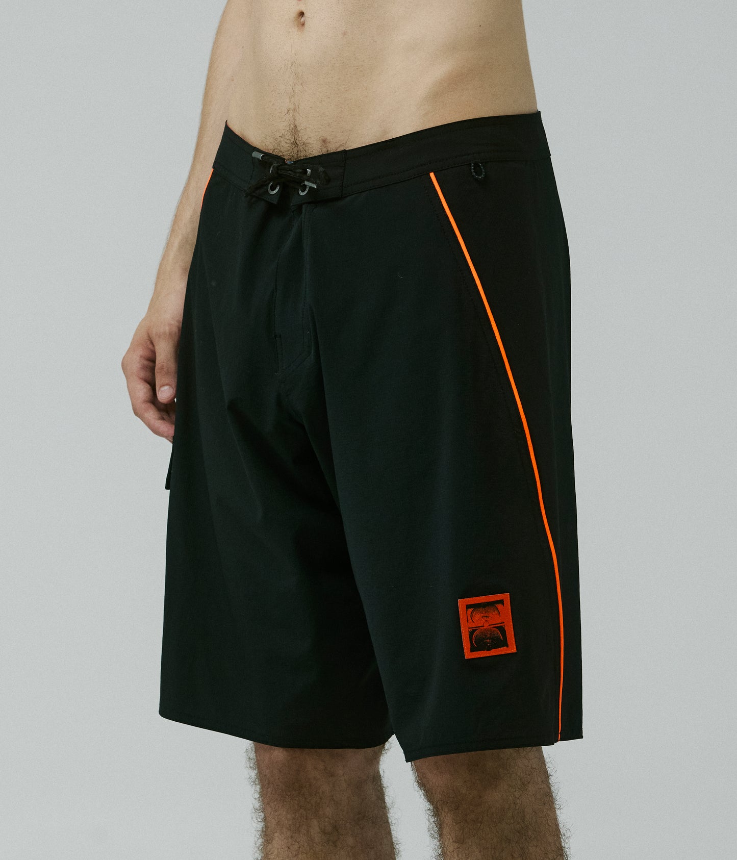 REYNOLDS 20" TRUNK // BLACK