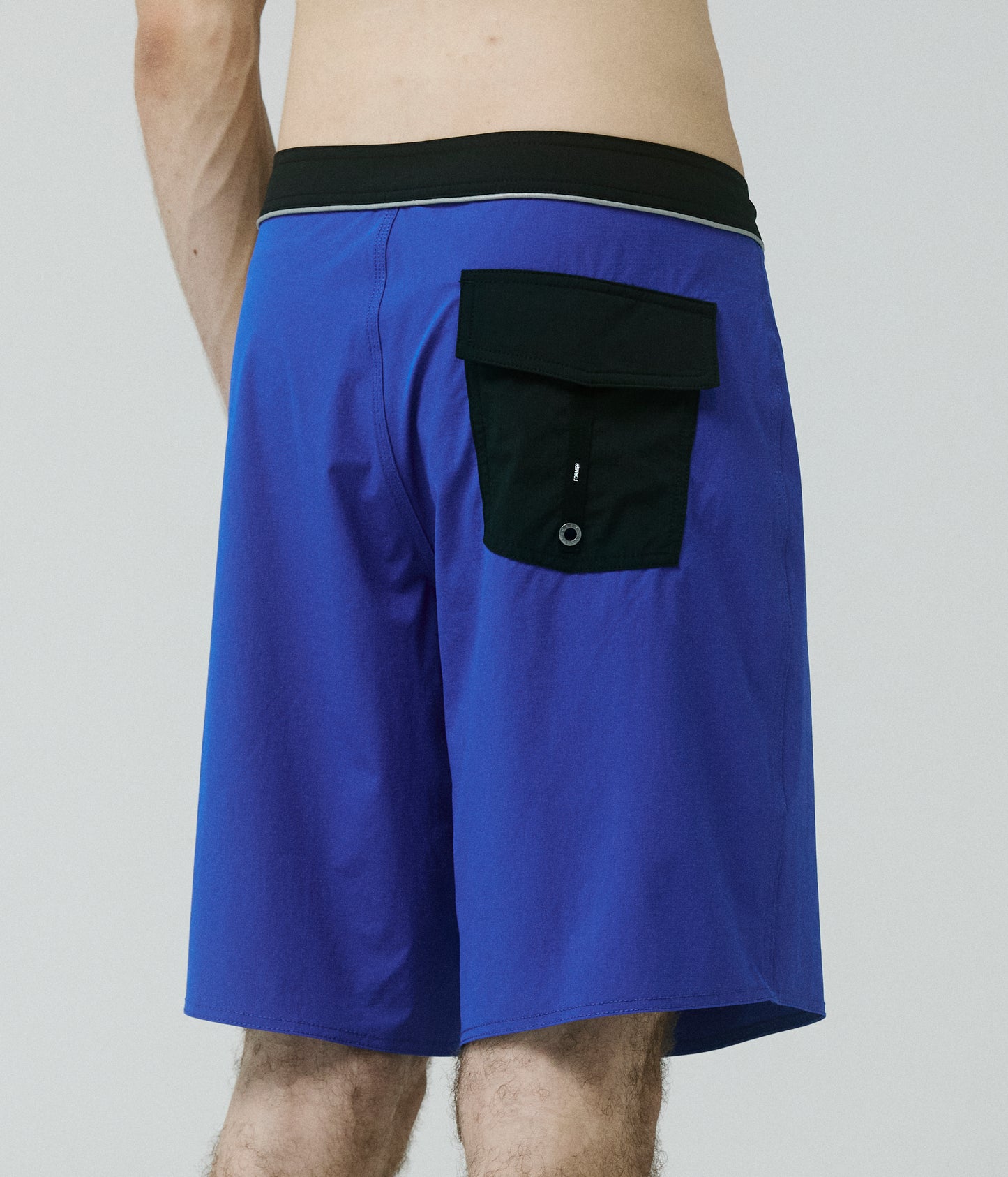 SYSTEM MERCH 19" TRUNK // COBALT