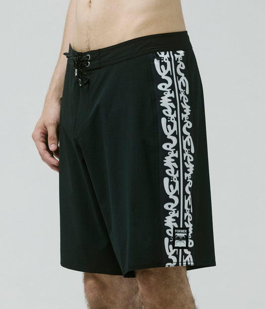 SYSTEM SERPENT 19" TRUNK // BLACK