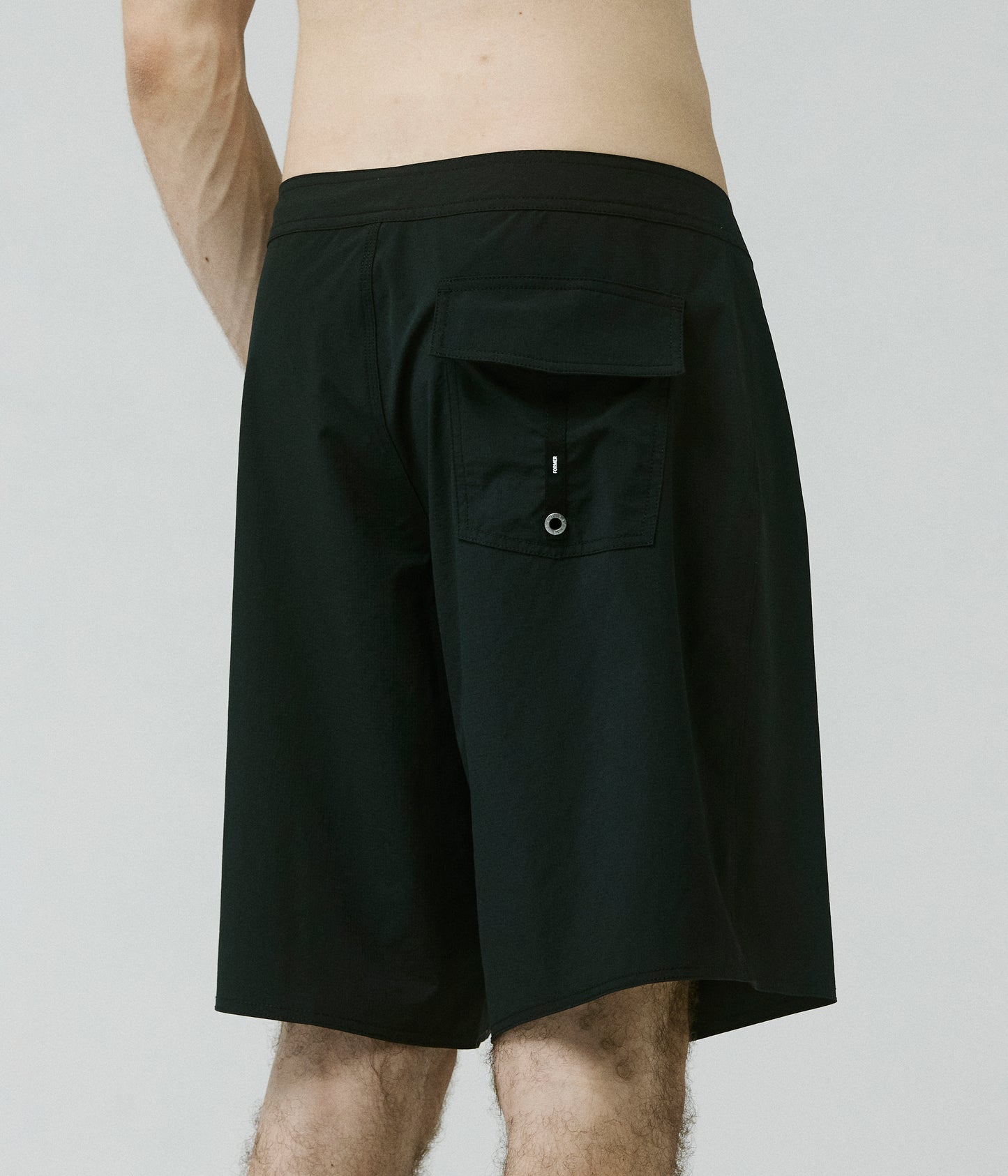 SYSTEM SERPENT 19" TRUNK // BLACK