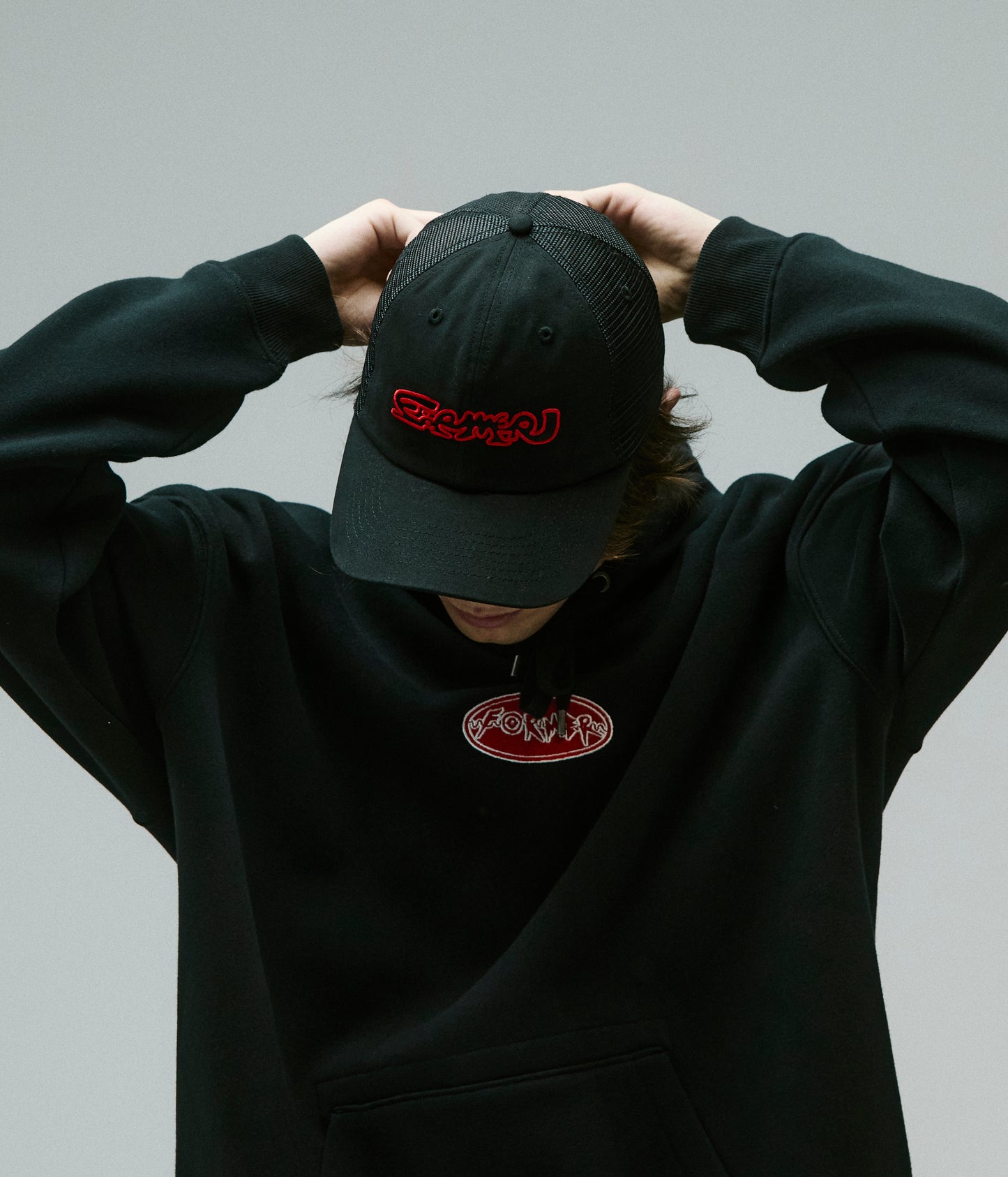 BETRAYER TRUCKER CAP // BLACK