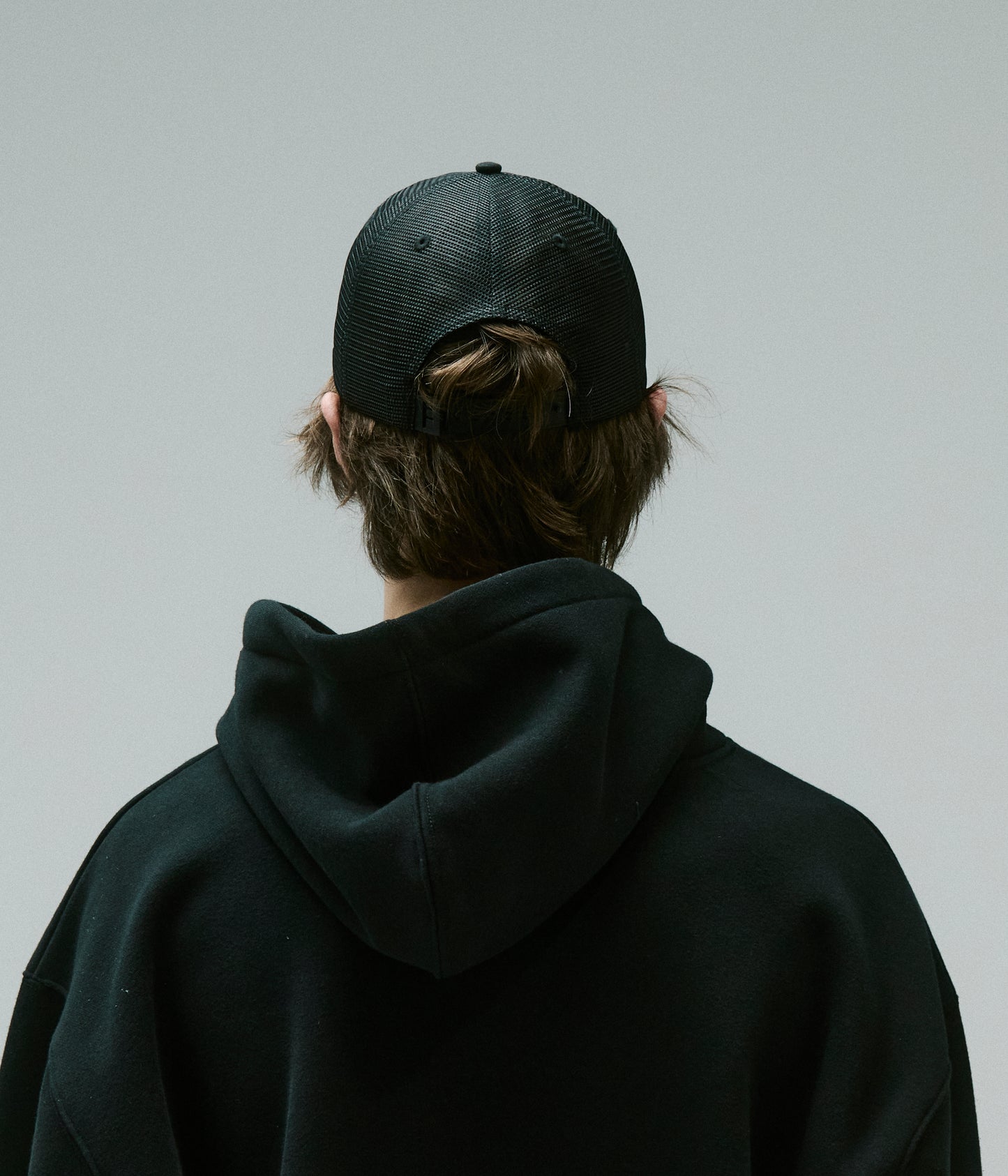 BETRAYER TRUCKER CAP // BLACK