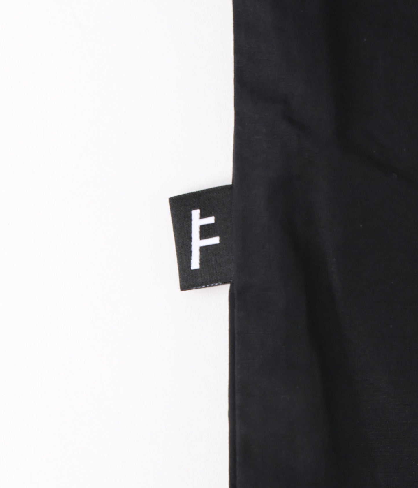 MARILYN CONTRAST SS SHIRT // BLACK
