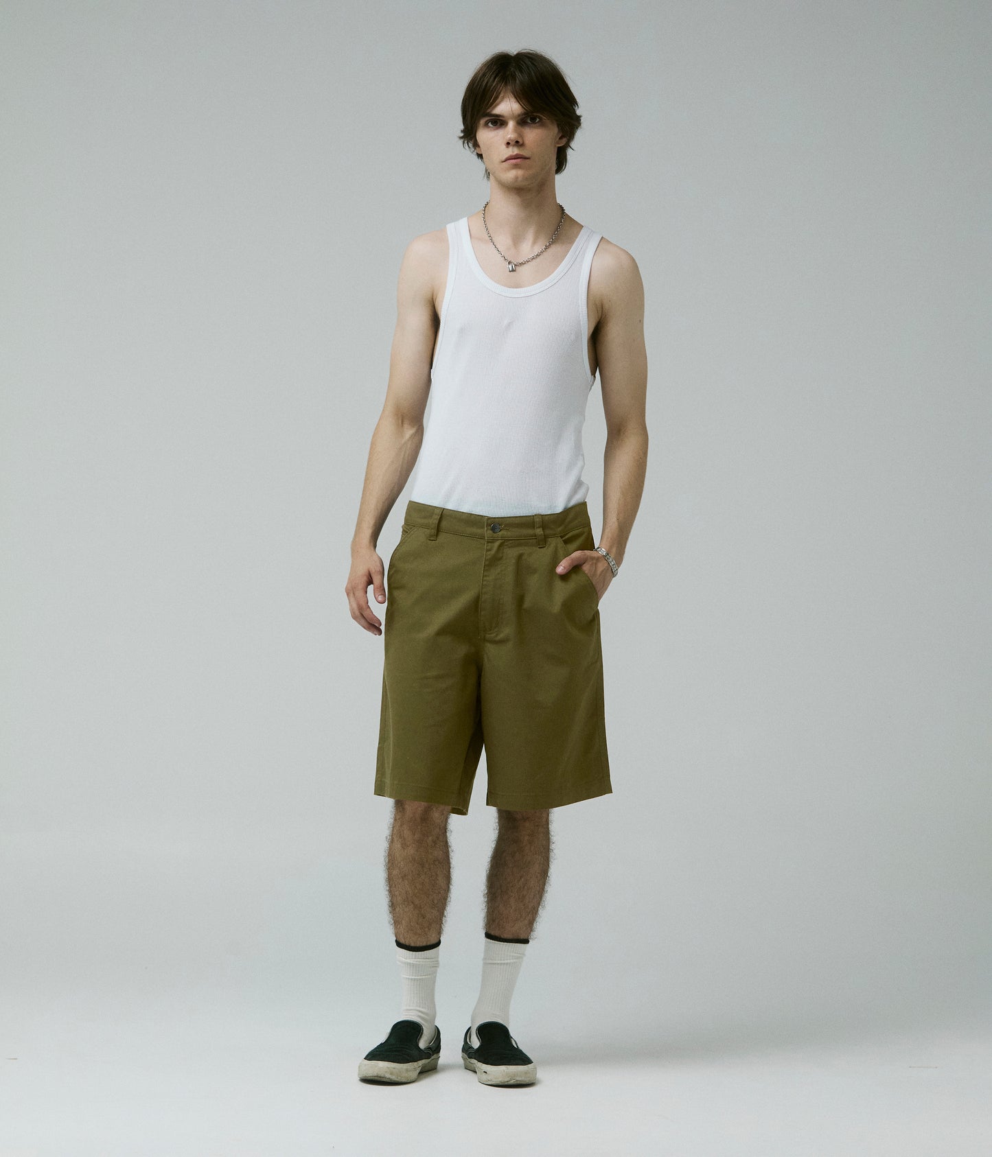 REYNOLDS 21' WALKSHORT // DEEP OLIVE