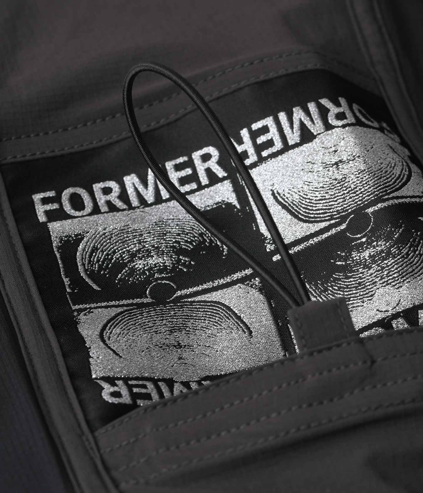 MANNERS 20' TRUNK  // BLACK/GREY