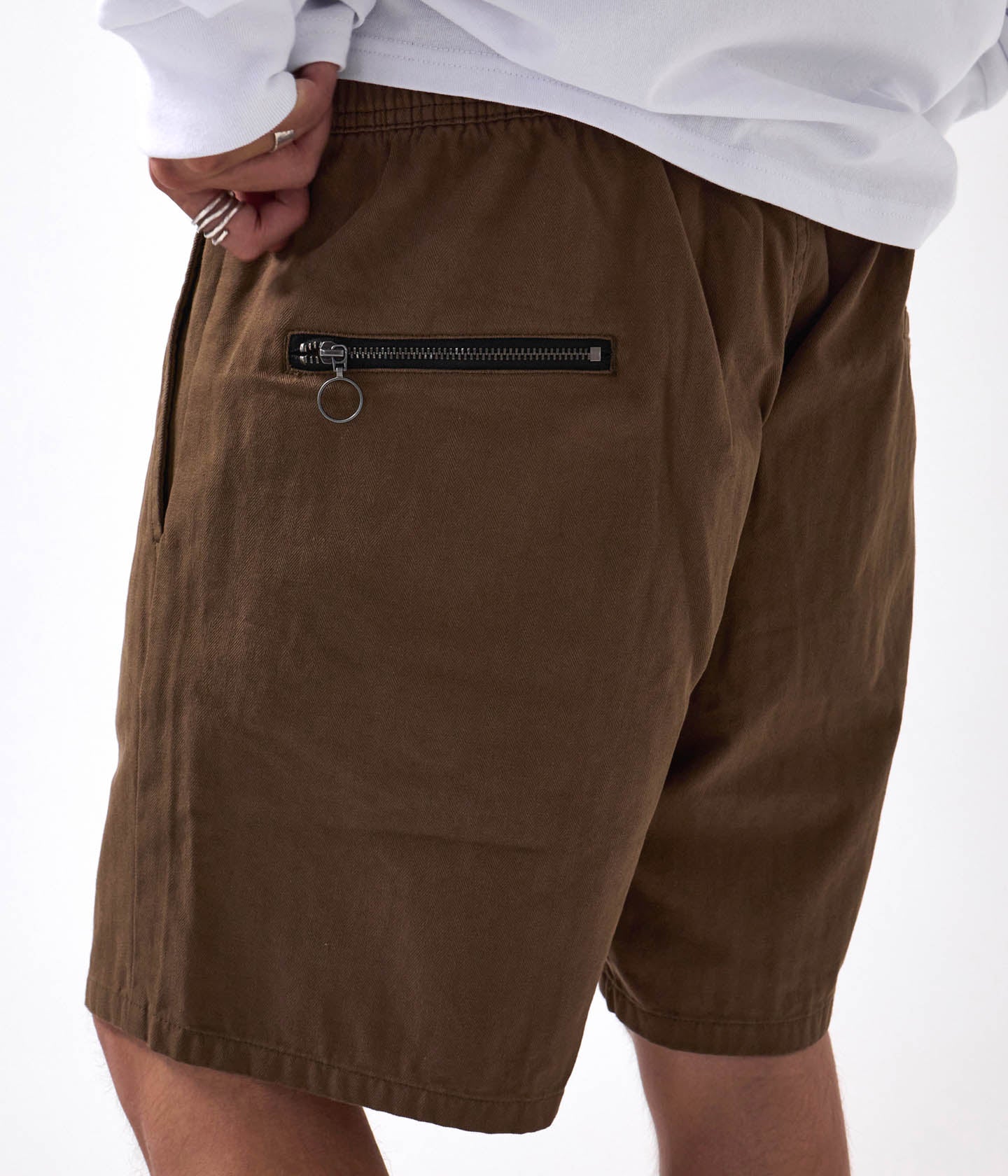 PRAYER HERRINGBONE 18' WALKSHORT // BROWN