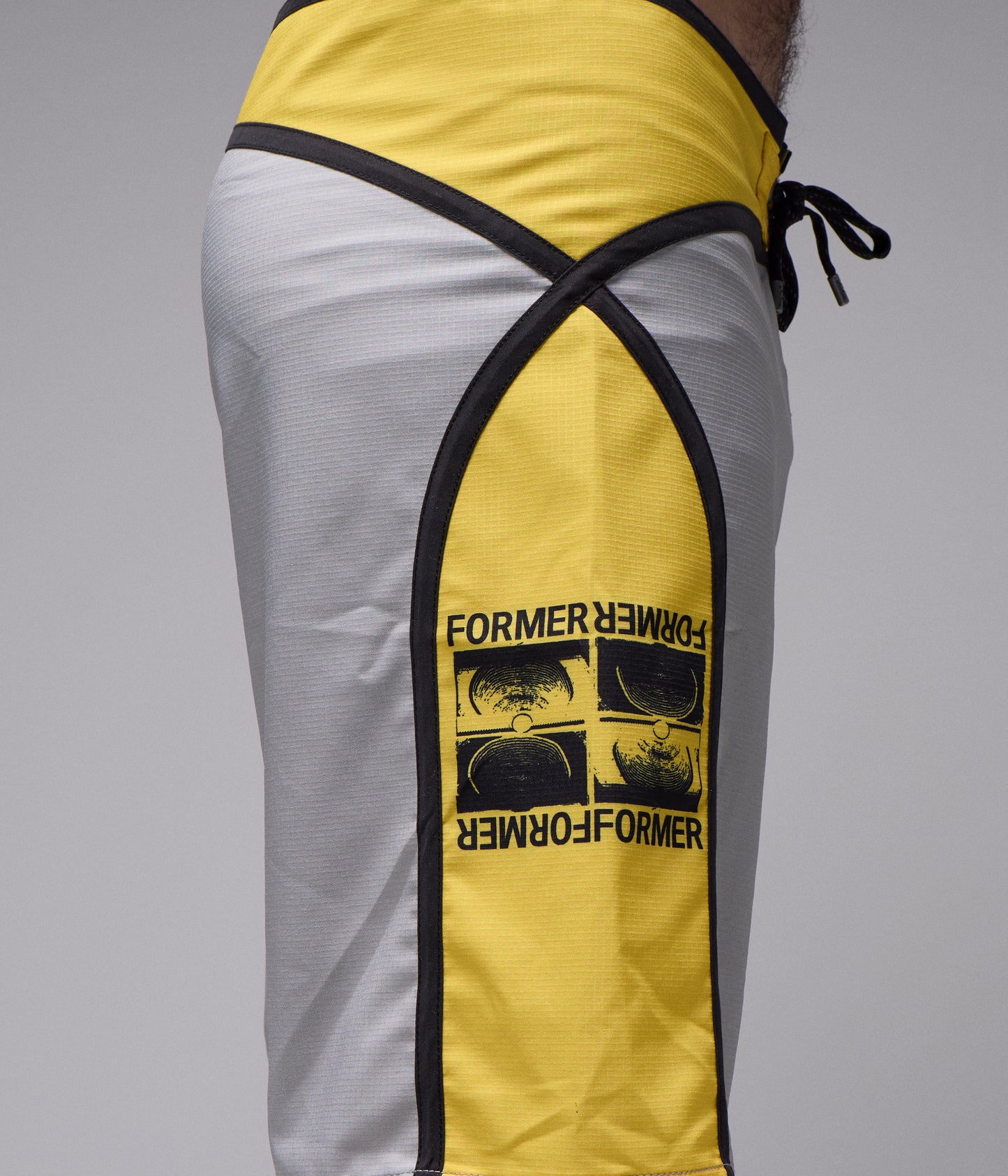 CHUN 21" TRUNK // YELLOW