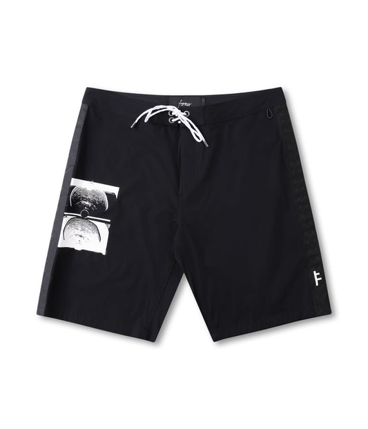 MILITANT 20" TRUNK // BLACK