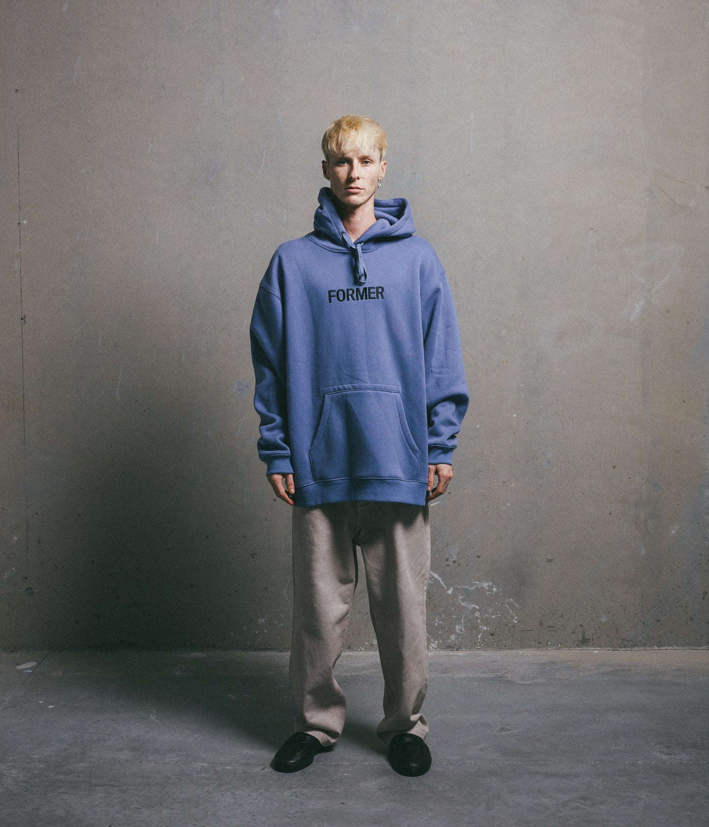 LEGACY EMBROID HOOD // VIOLET