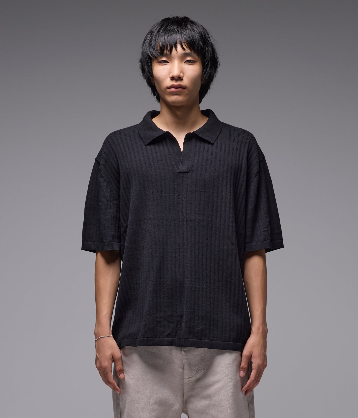 FRANCHISE OPEN COLLAR POLO // BLACK