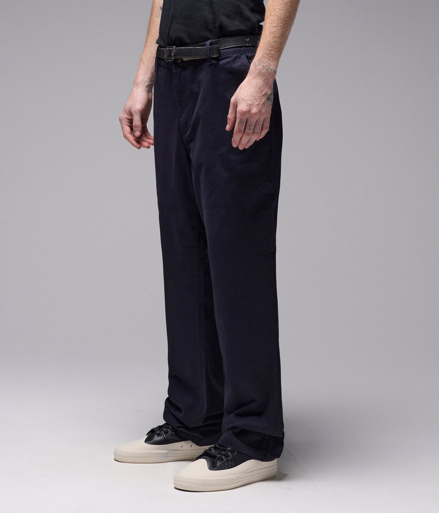 LEGACY CHINO PANT // NAVY