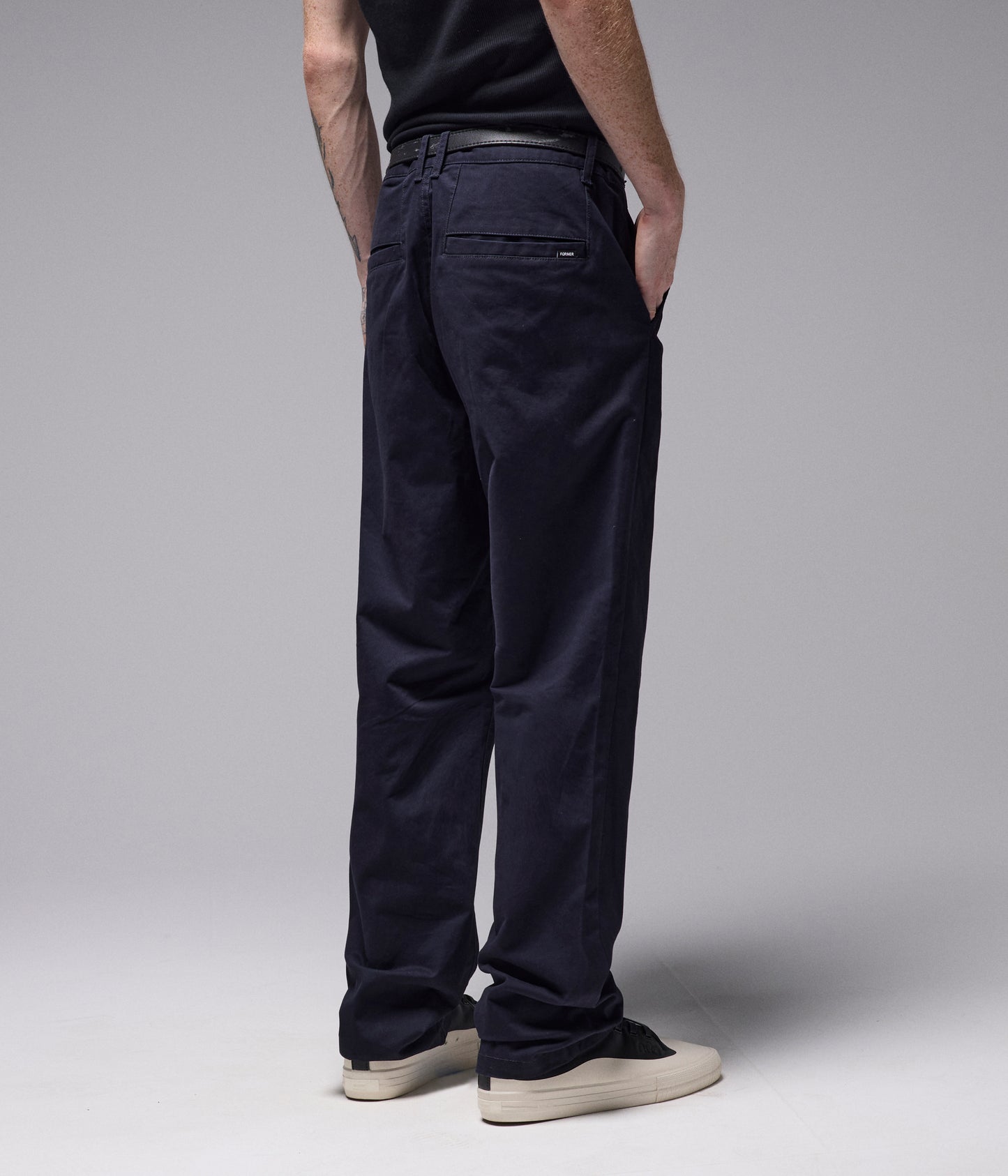 LEGACY CHINO PANT // NAVY