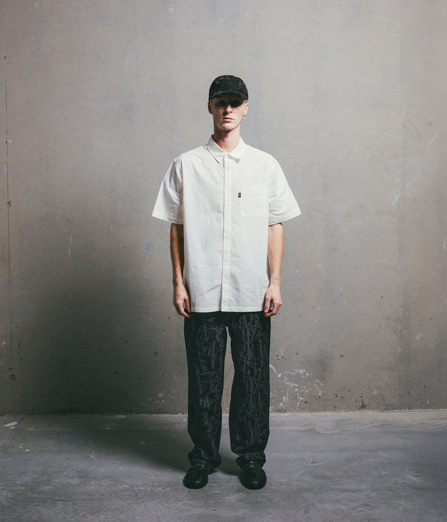 LEGACY SS SHIRT // BONE