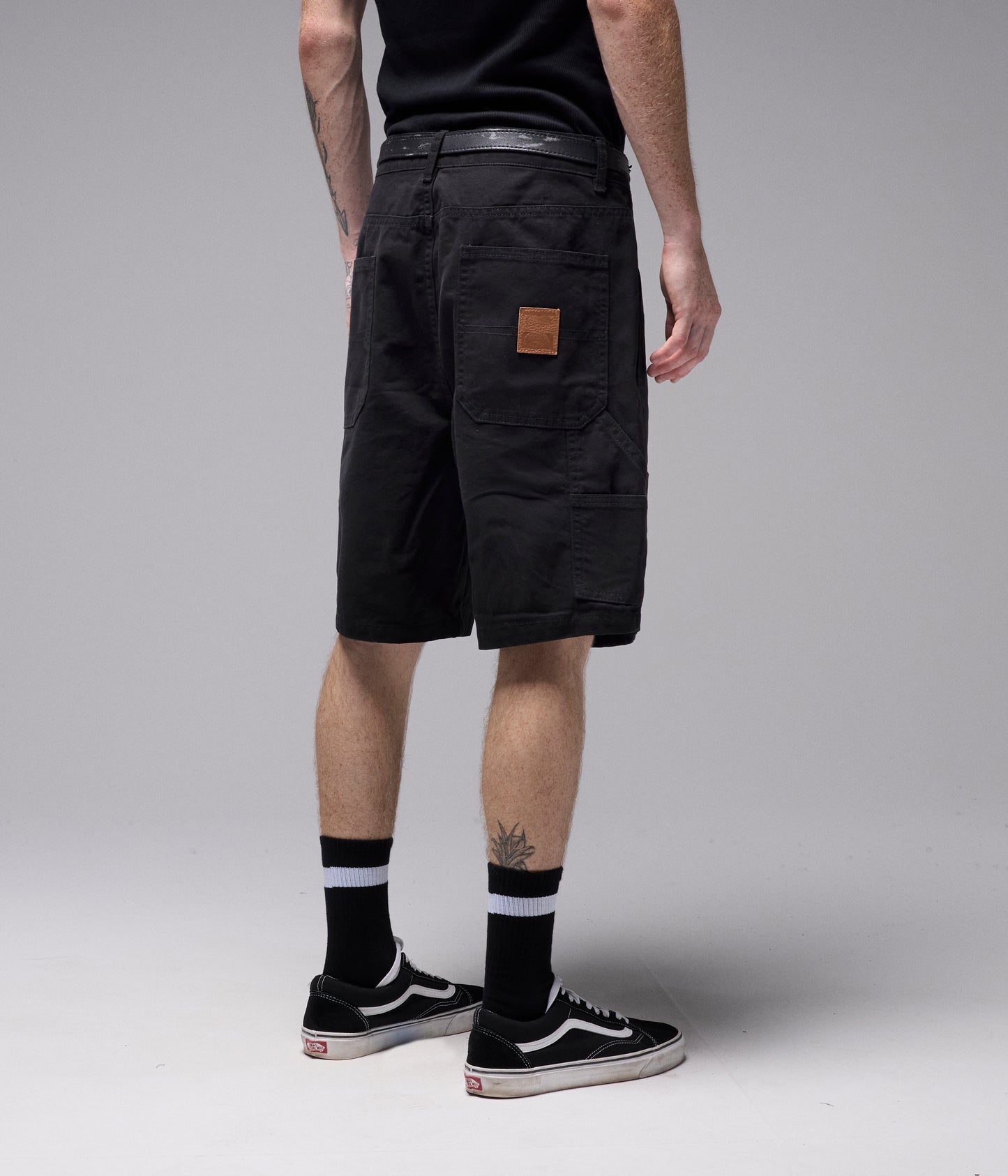 VT DISTEND 20.5' CANVAS CARPENTER SHORT // BLACK