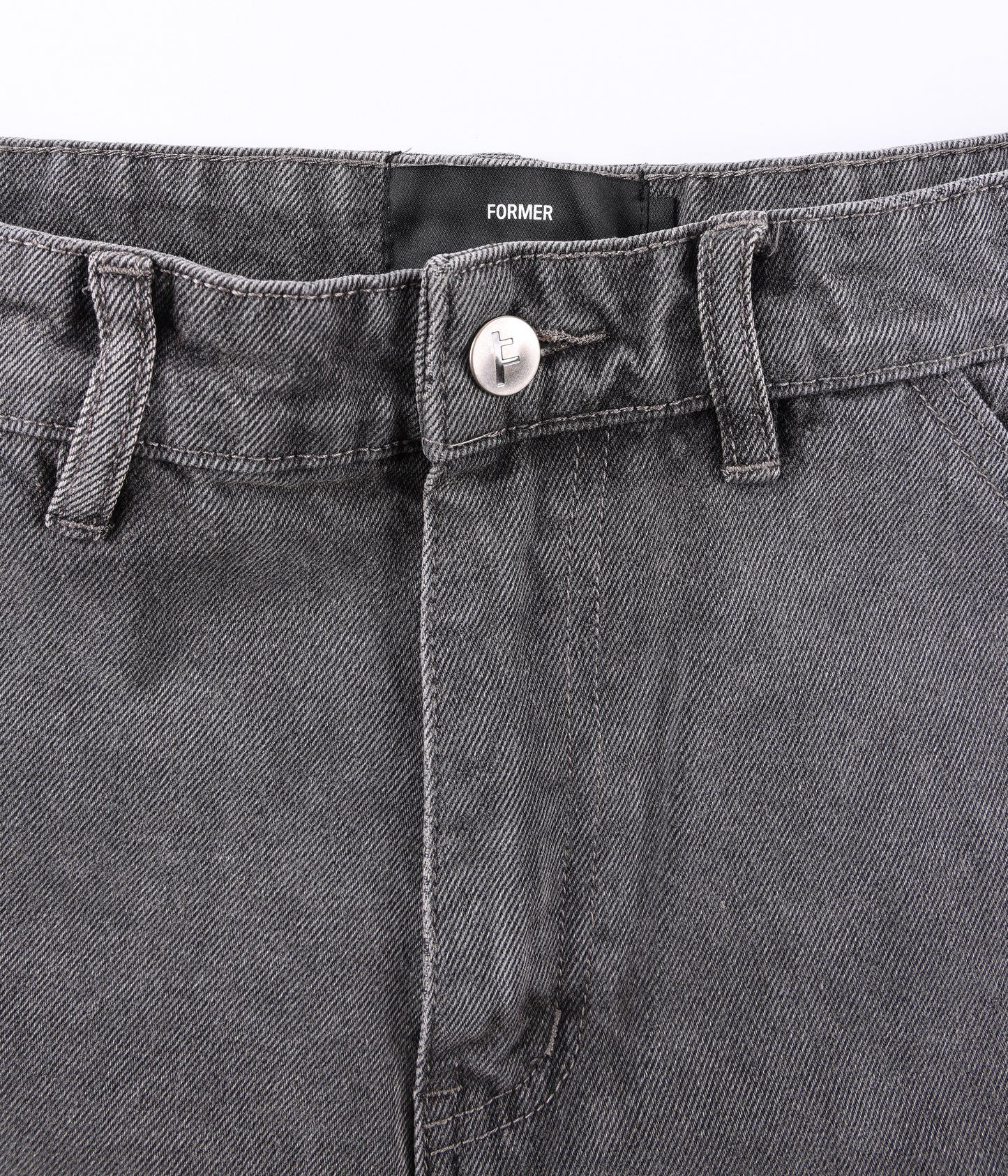 VT DISTEND  DENIM 20.5" CARPENTER SHORT // WASHED GREY