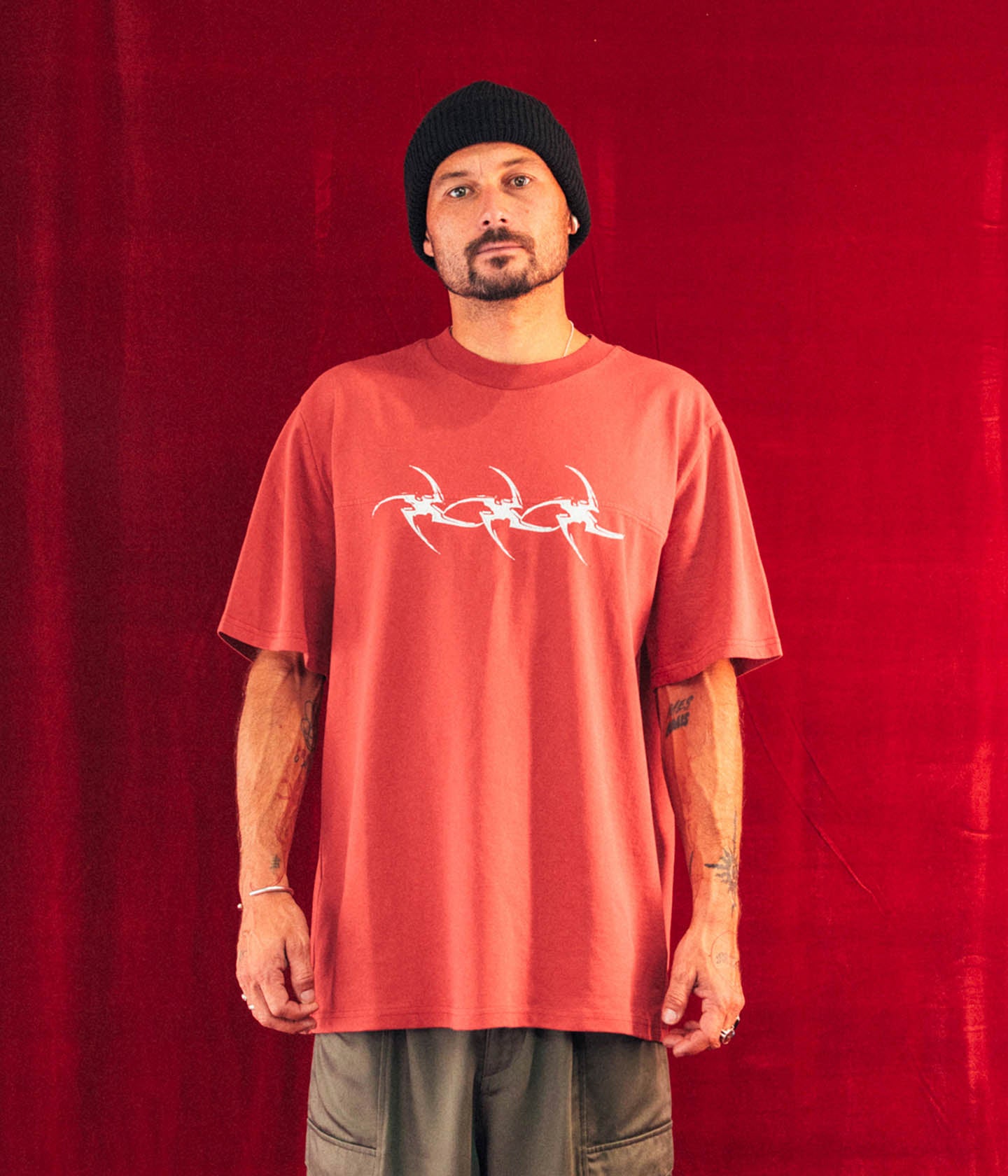 COMBAT STAR OVERSIZED T-SHIRT // WASHED RED