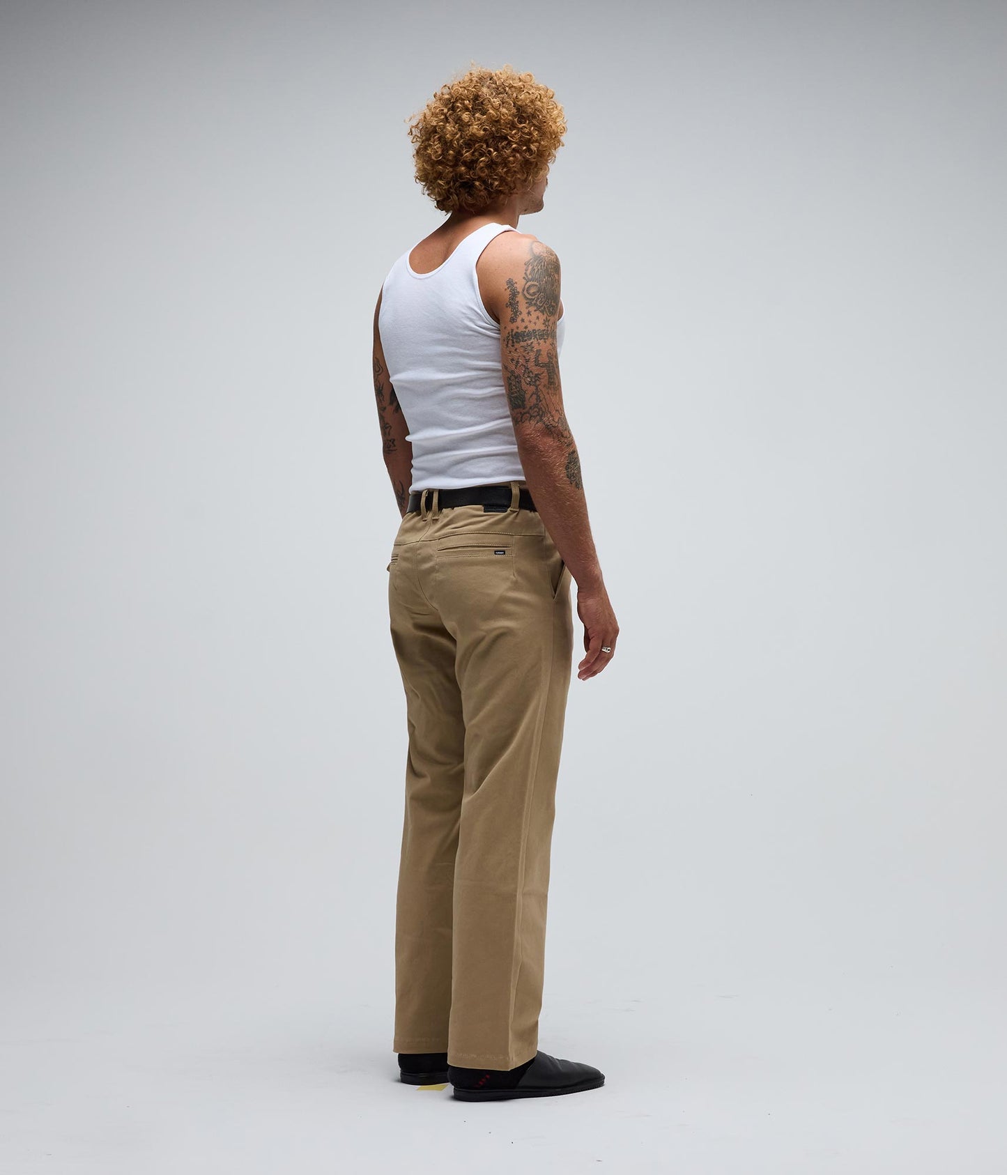 FORMER Crux Pant in KHAKI