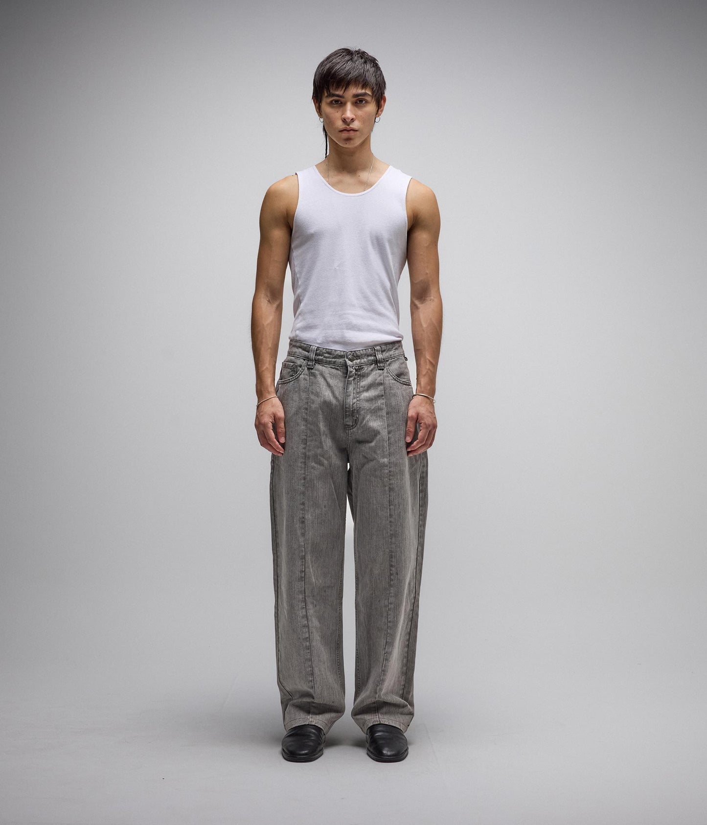 DISTEND SEAM JEAN // WASHED GREY