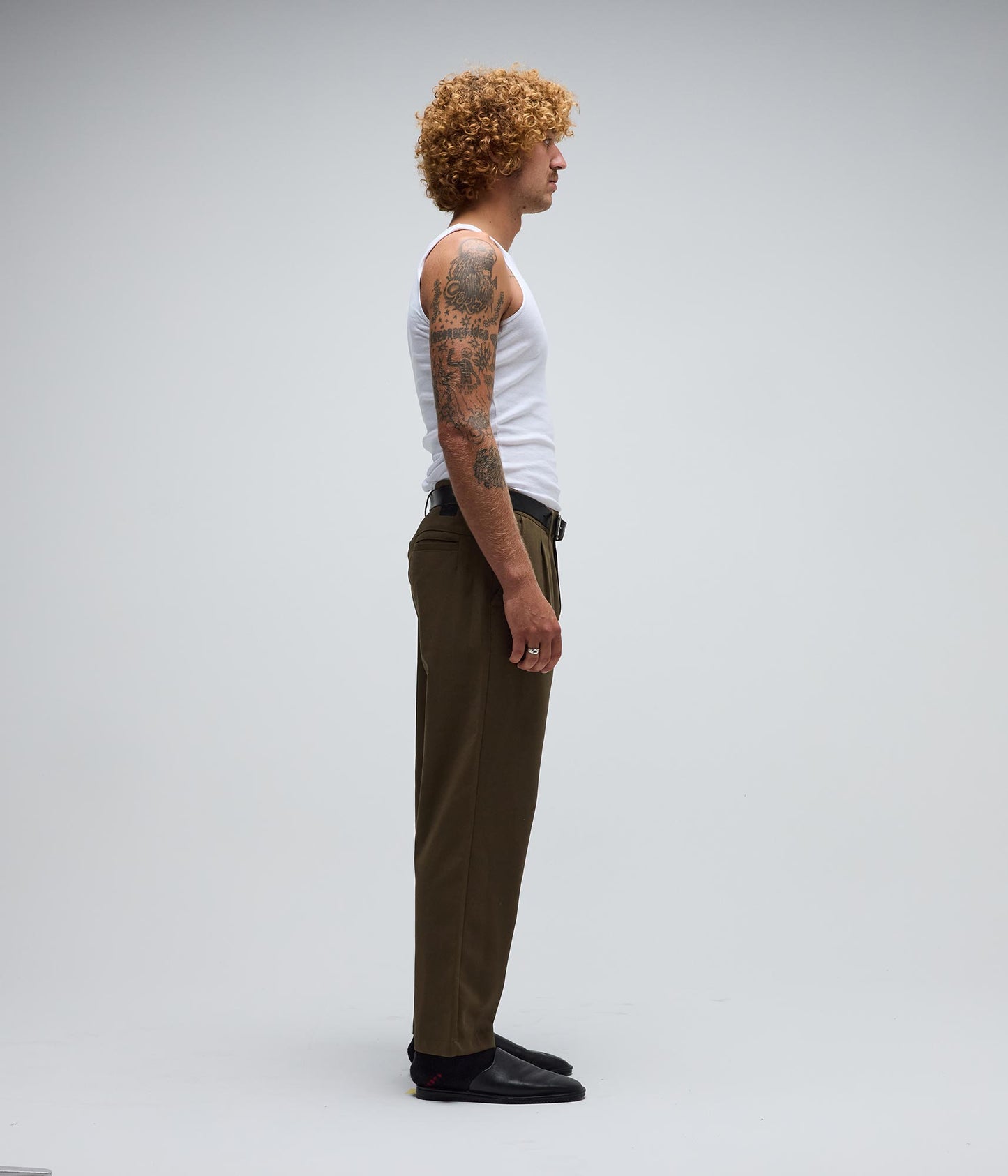 FORMER Harmony II Pant in OLIVE