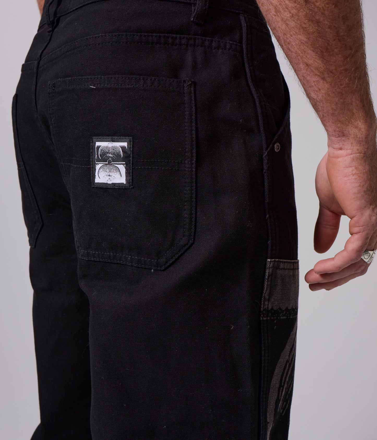DISTEND DOUBLE KNEE CRUX PANT // BLACK