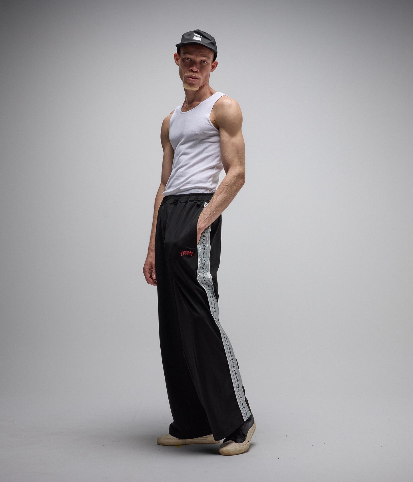 DION TRACK PANT // BLACK