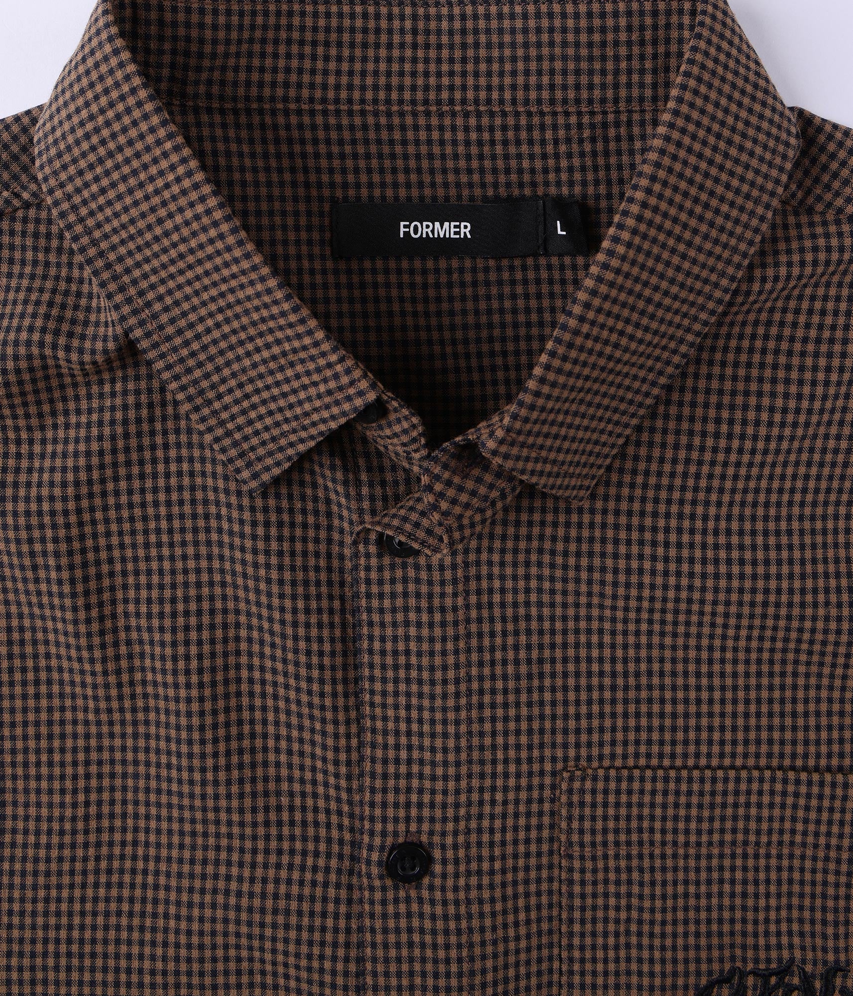 FORMER Vivian Check SS Shirt in BROWN