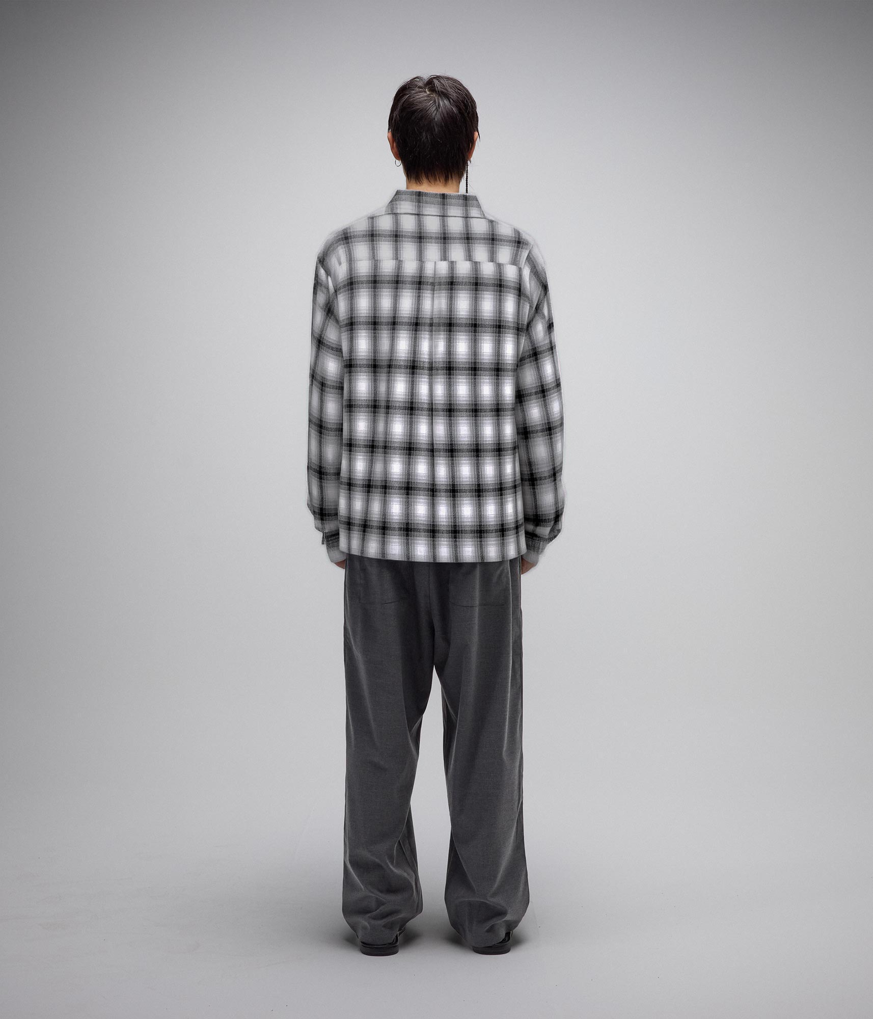 FORMER Vivian Flannel LS Shirt in GREY