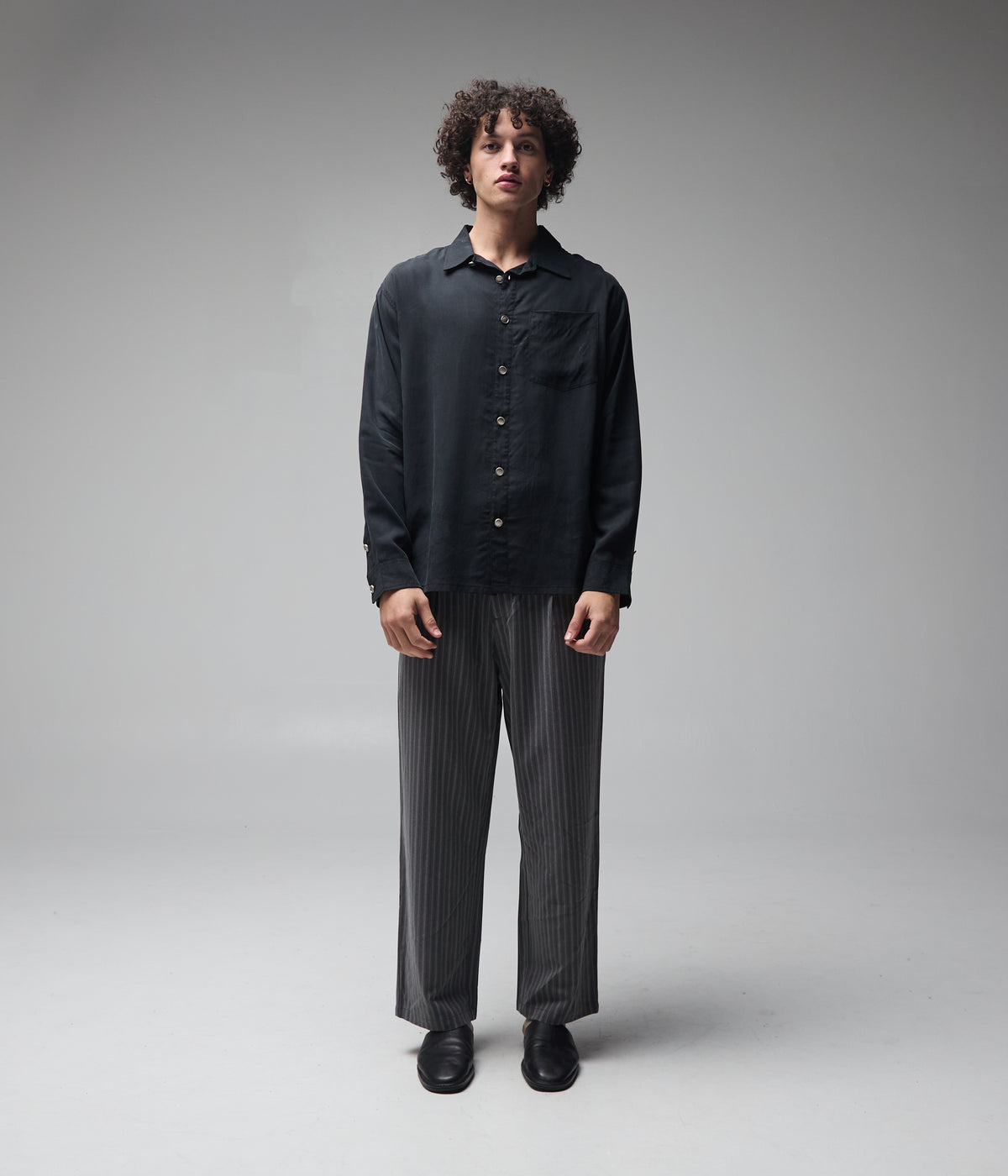 FORMER / VIVIAN ILLUSION LS SHIRT // BLACK