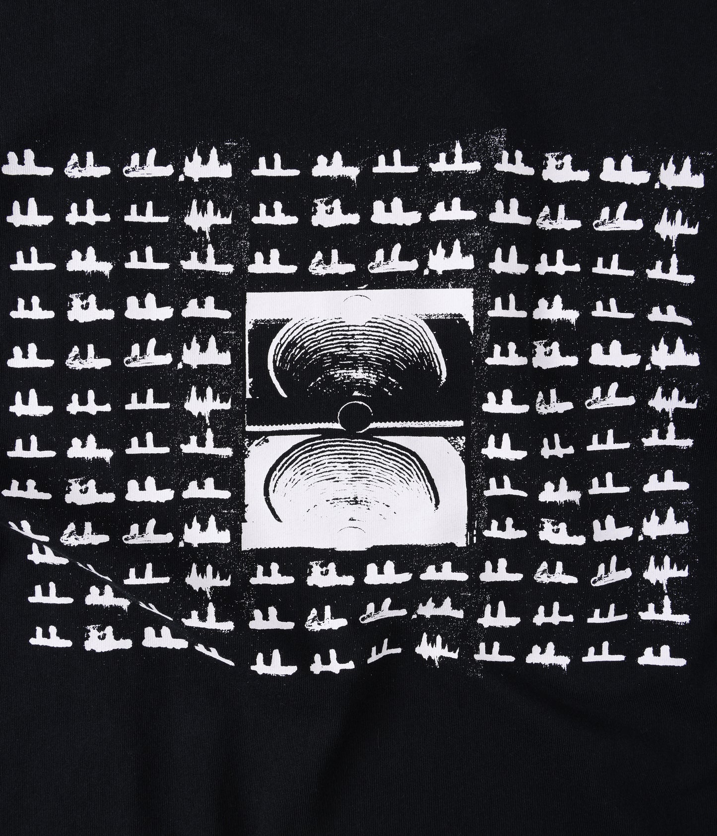 LABYRINTH T-SHIRT // BLACK