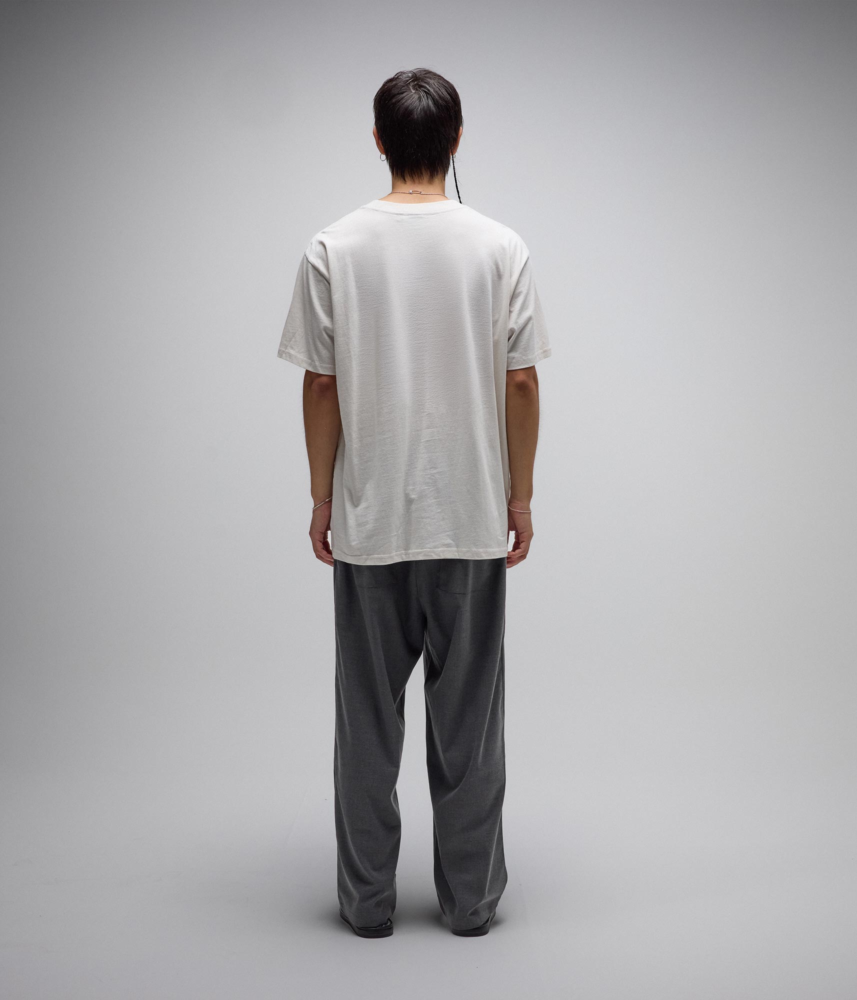 FORMER Puncture T-shirt in BONE