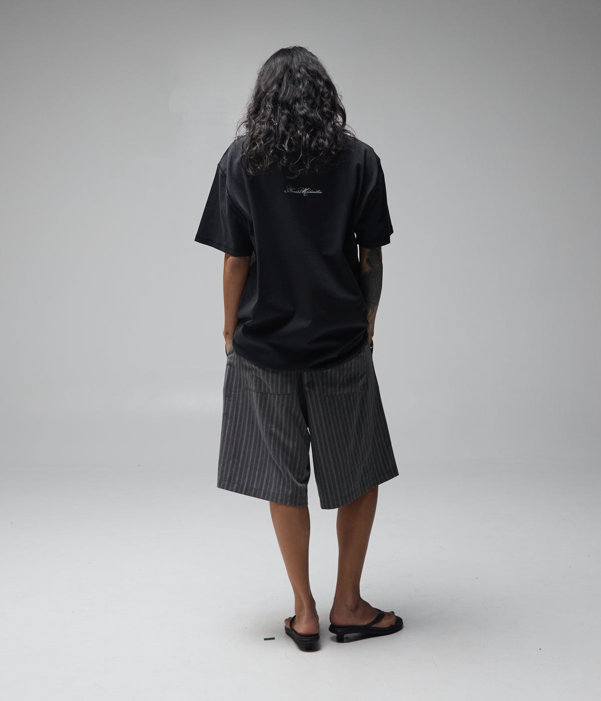 FORMER / ILLUSION T-SHIRT // WASHED BLACK