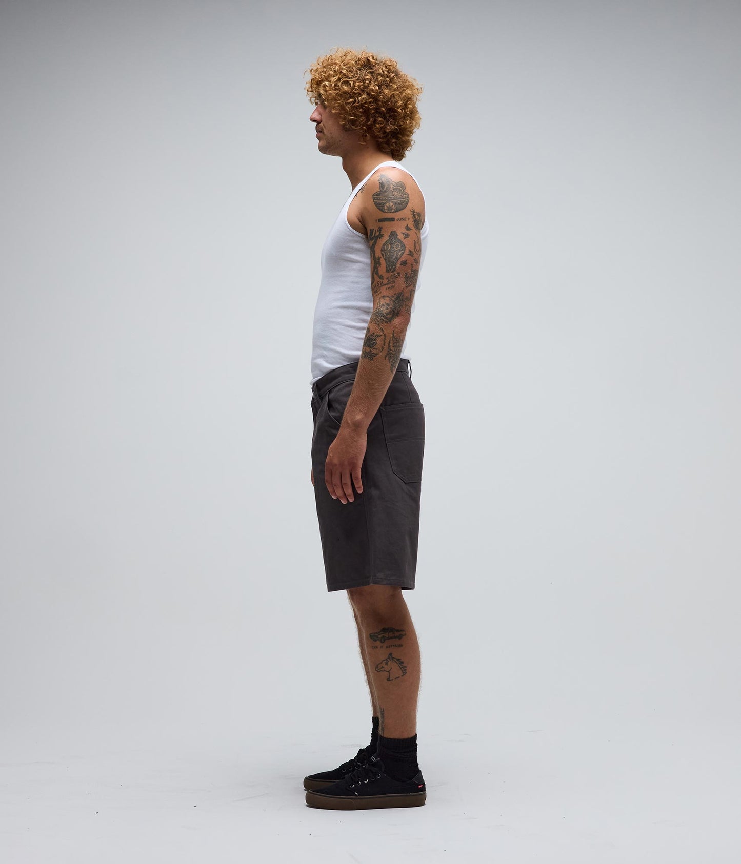 REYNLODS 21" WALKSHORT // GUNMETAL