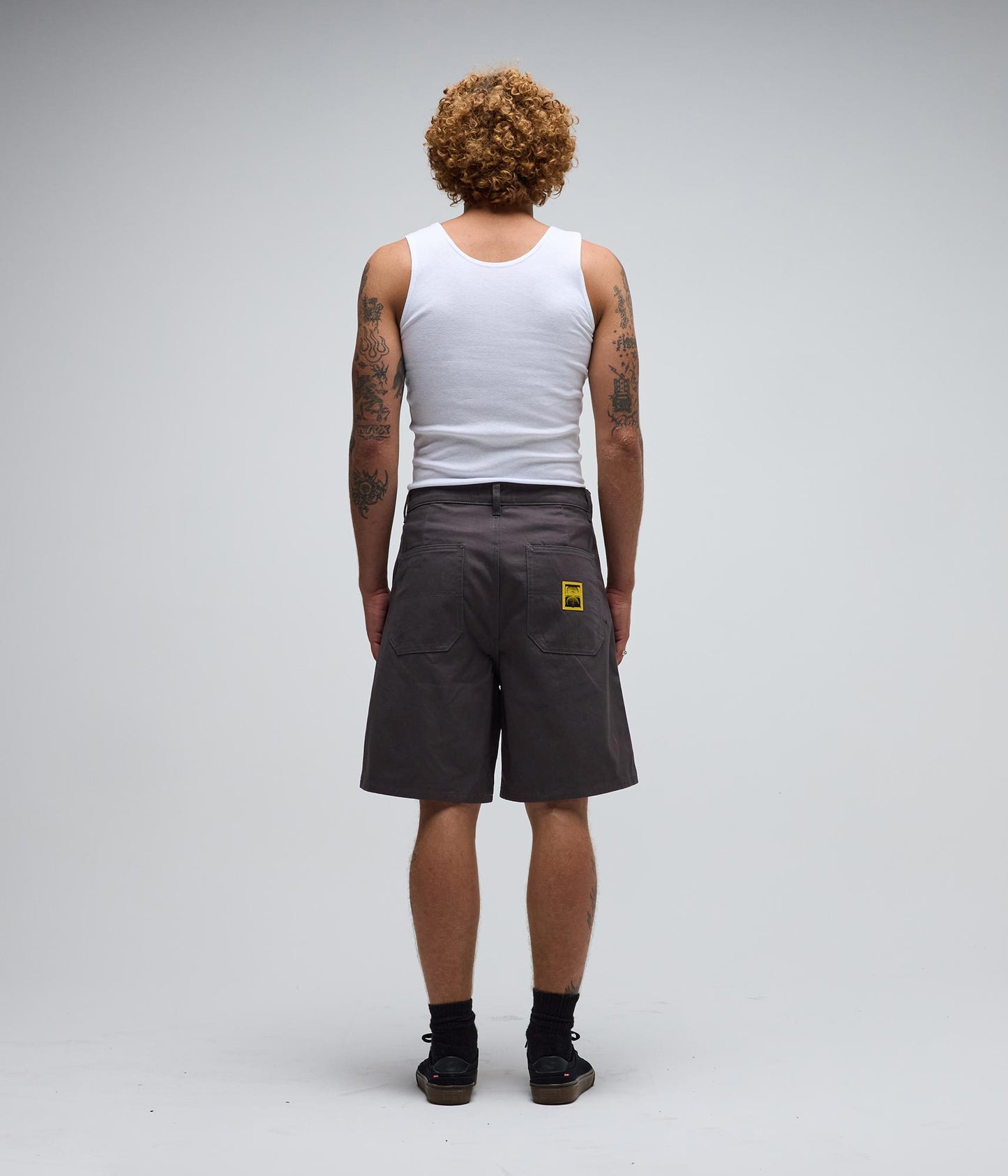 REYNLODS 21" WALKSHORT // GUNMETAL