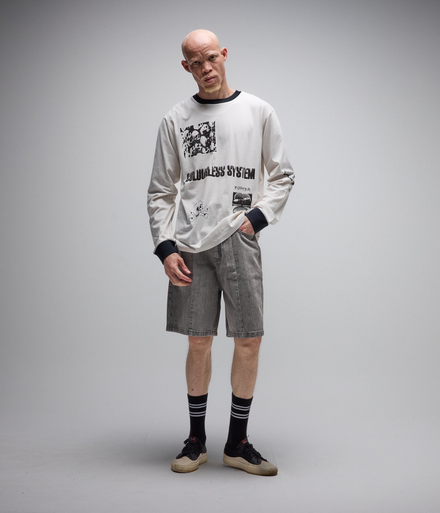 DISTEND SEAM JEAN SHORT // WASHED GREY