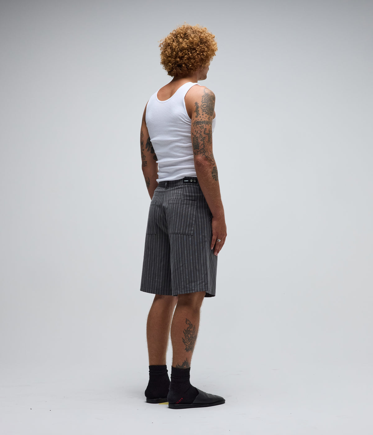 FORMER / ANDERSON PINSTRIPE WALKSHORT // GREY