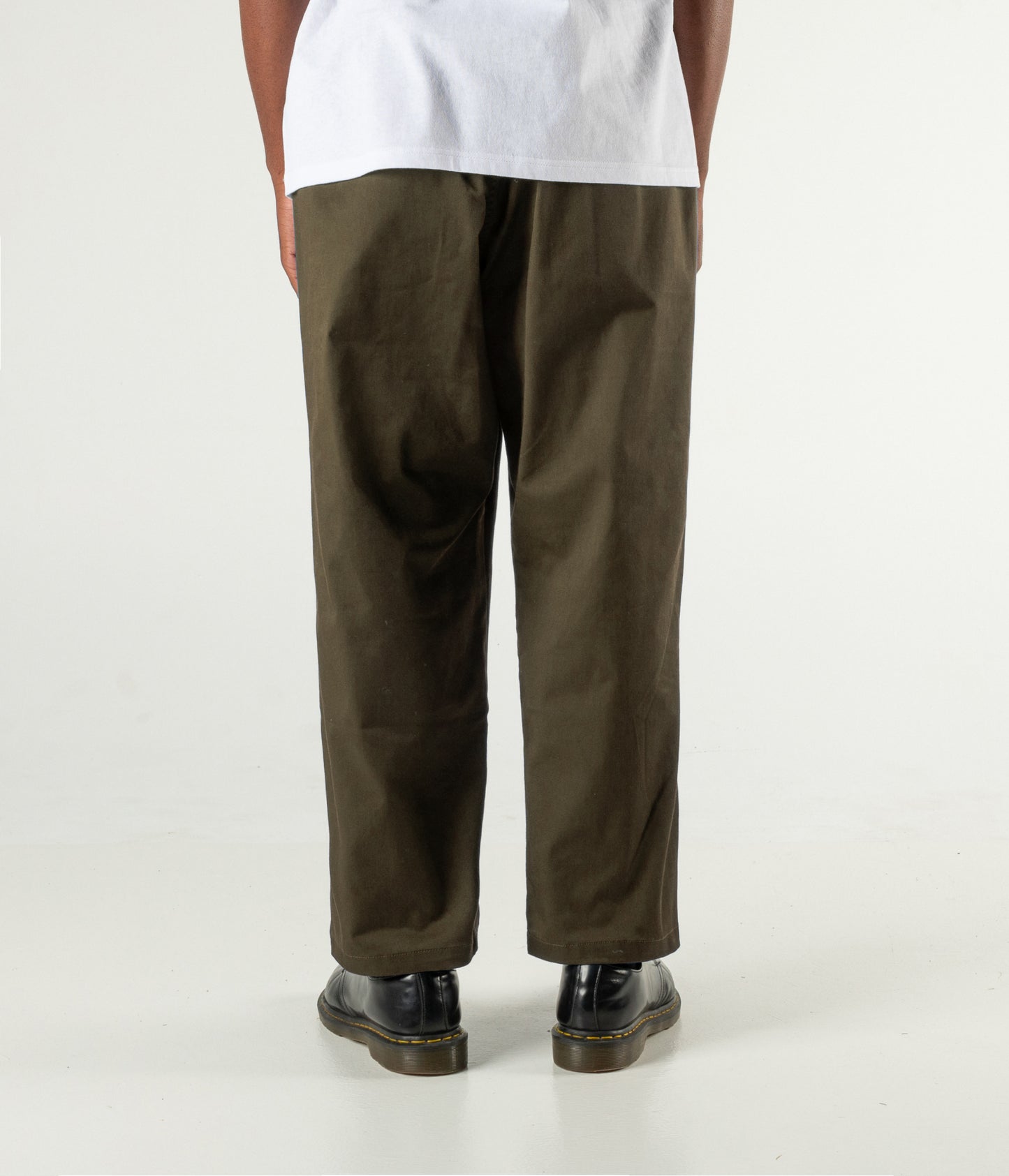 PRAYER PANT // DEEP OLIVE