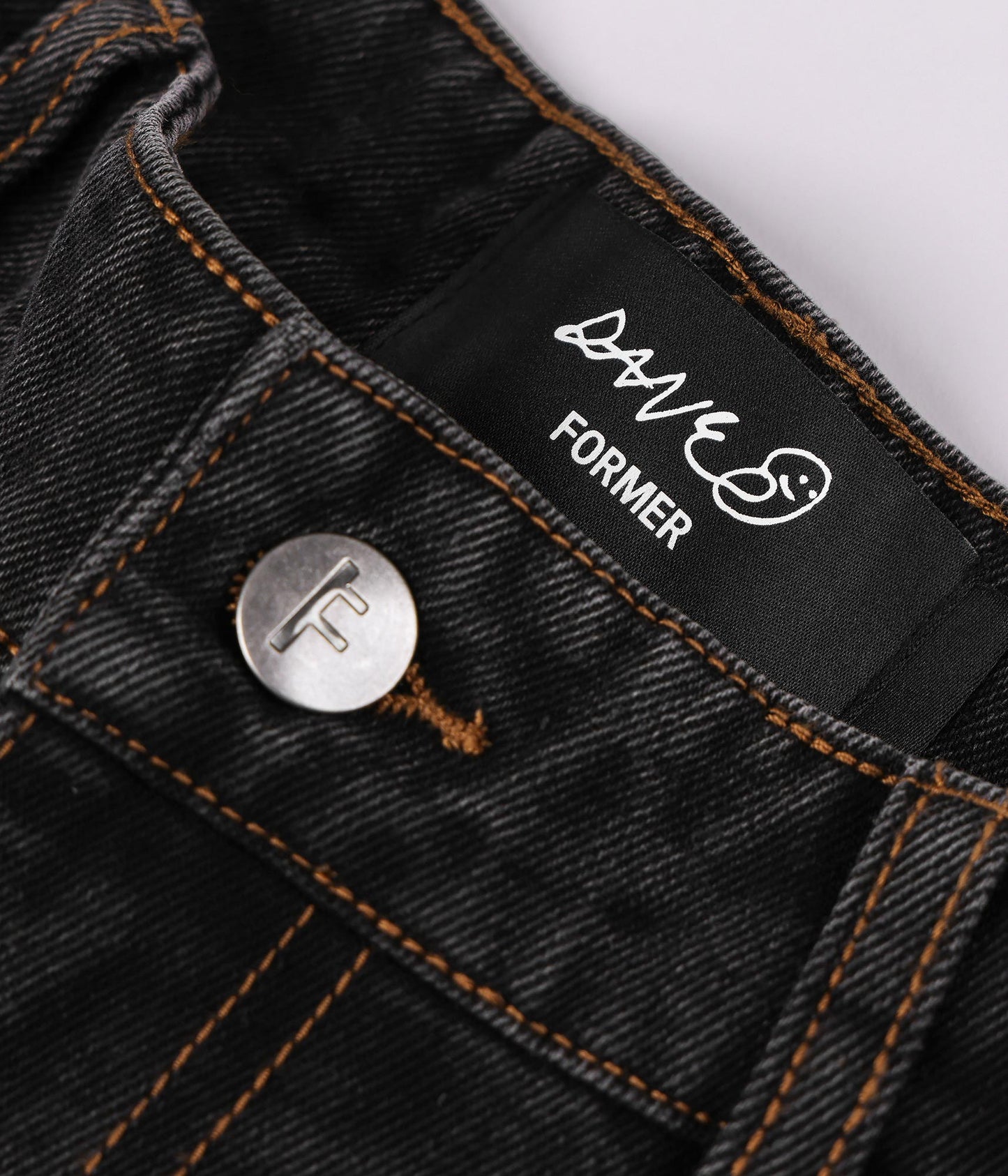 REYNOLDS 21 DENIM WALKSHORT // WASHED BLACK